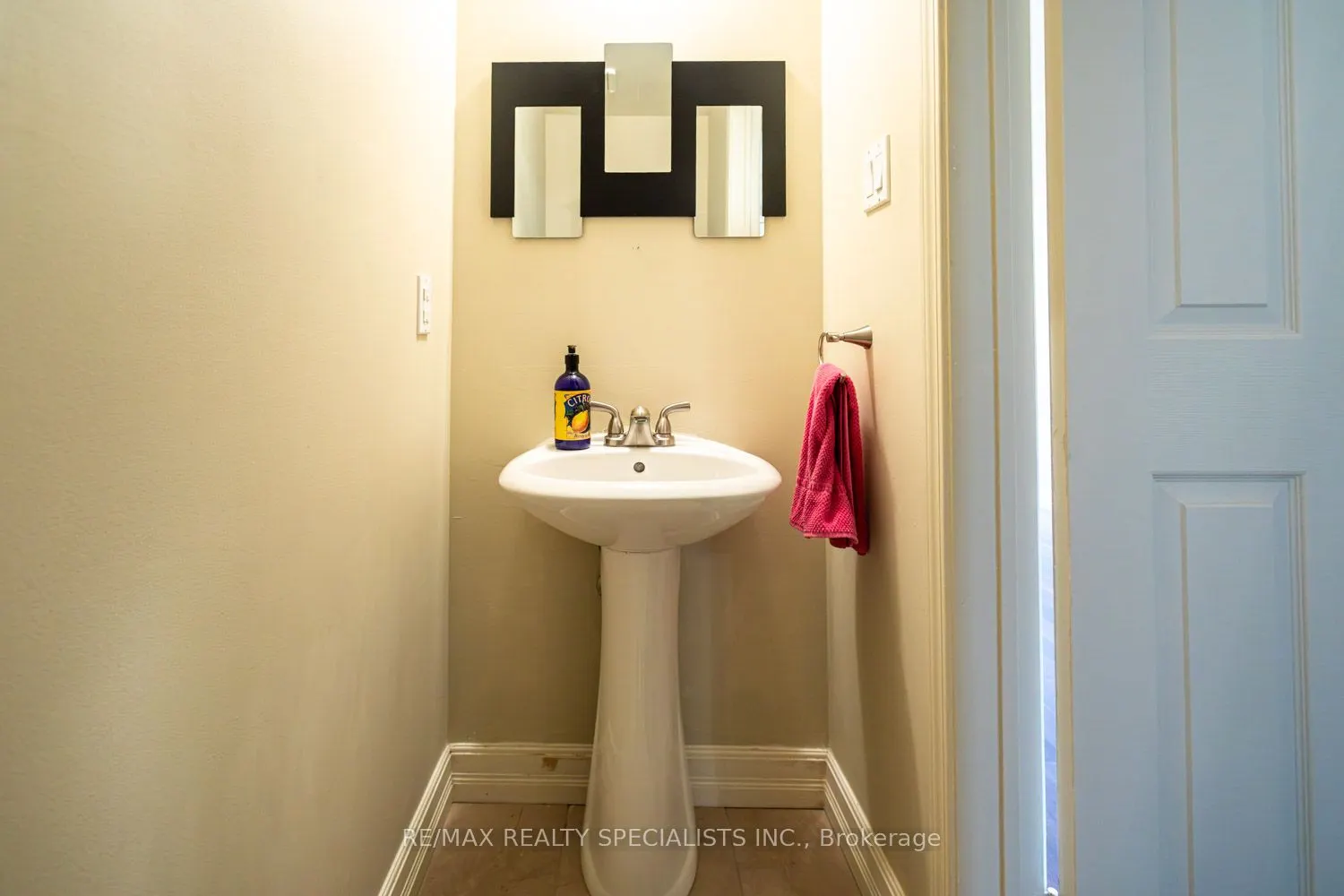 5230 Glen Erin Drive, #102