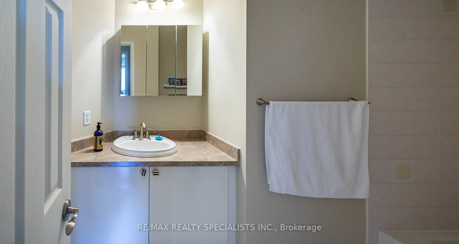 5230 Glen Erin Drive, #102