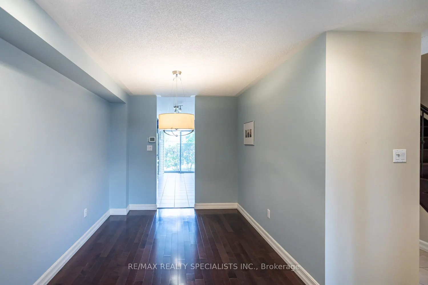5230 Glen Erin Drive, #102