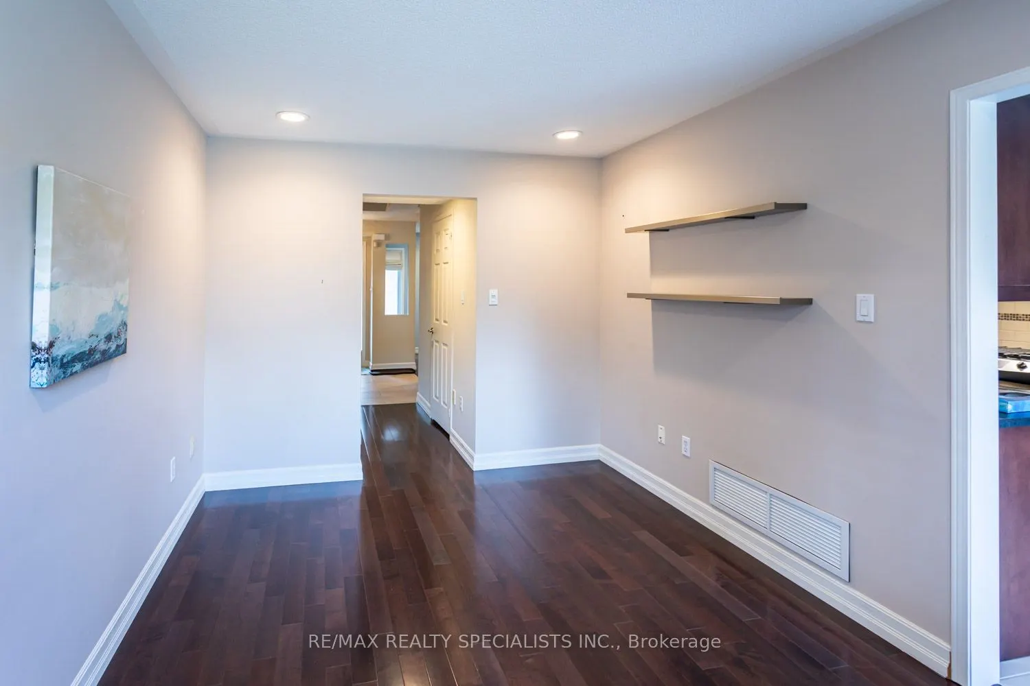 5230 Glen Erin Drive, #102