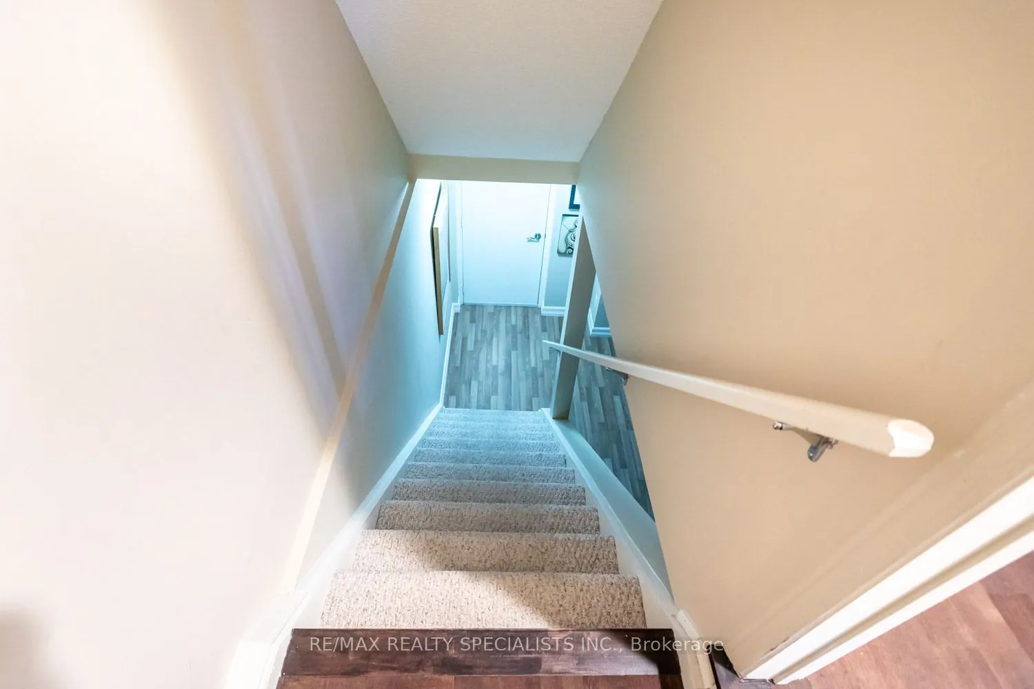 5230 Glen Erin Drive, #102