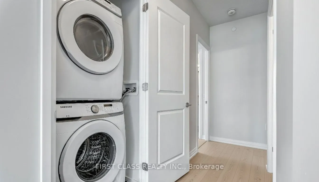 50 Thomas Riley Road, #802