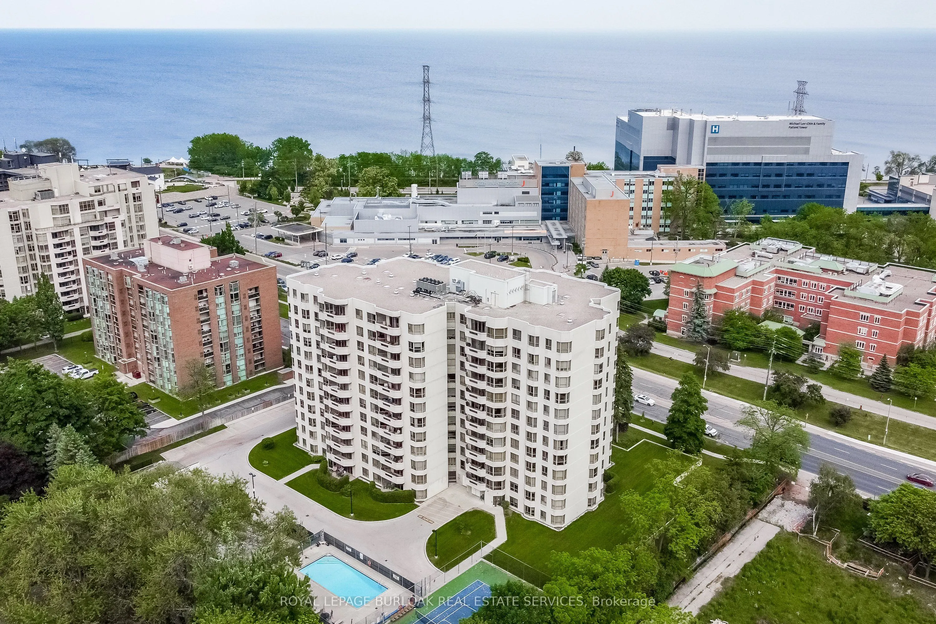 1201 North Shore Boulevard E, #809