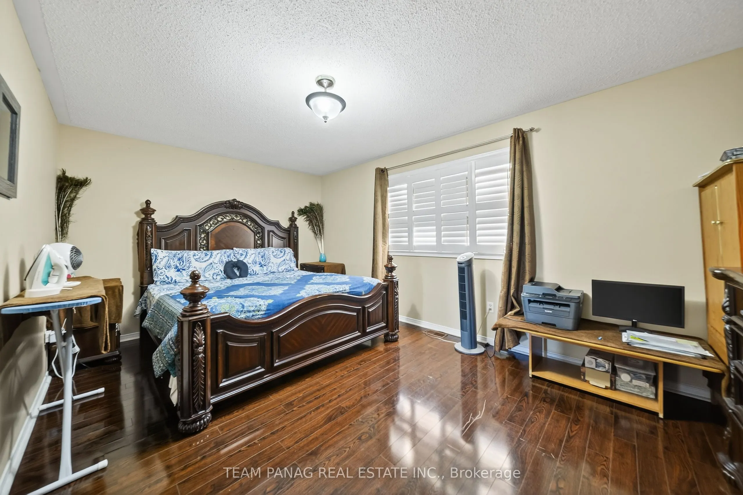 72 Feather Reed Way