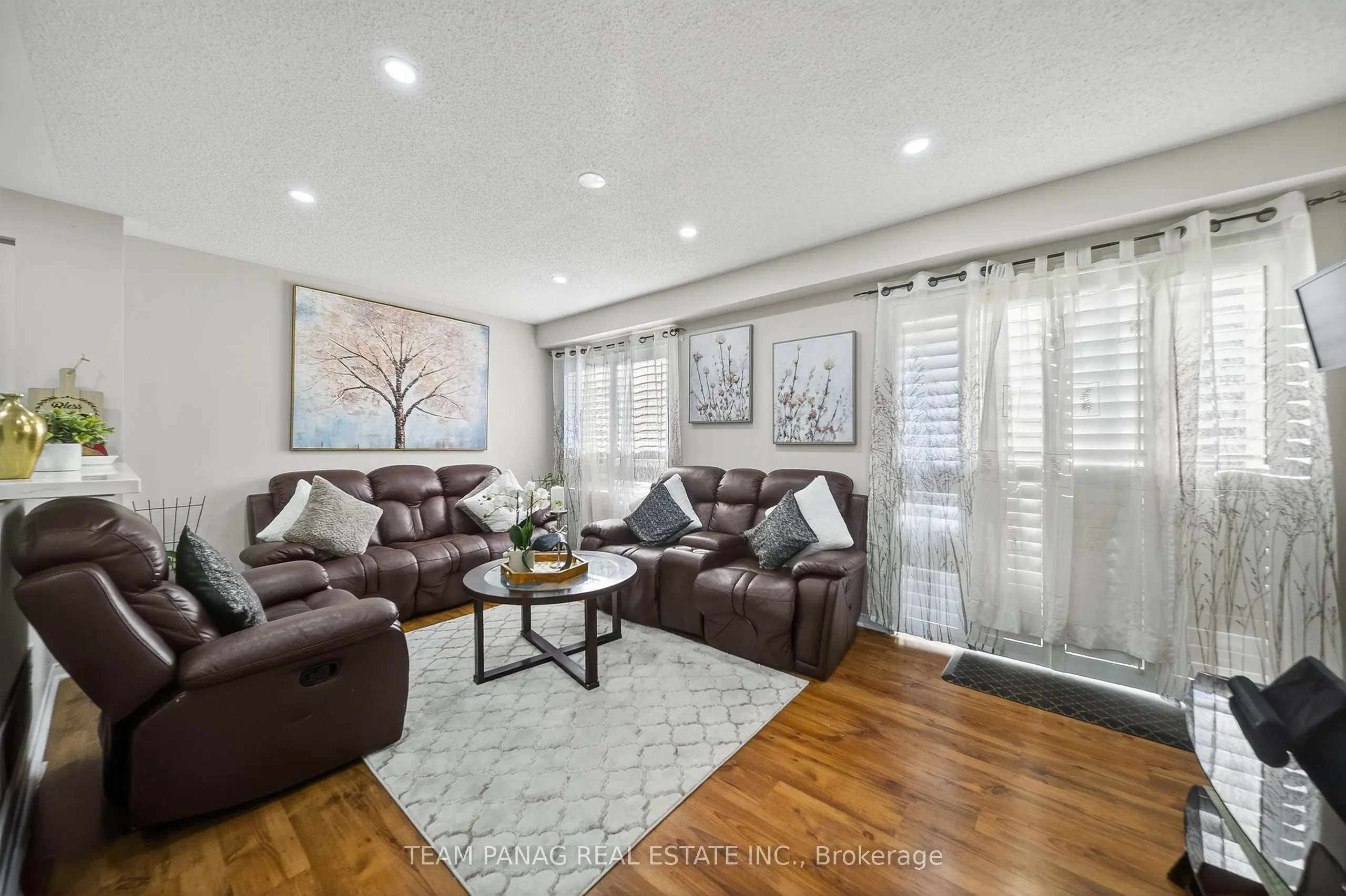 72 Feather Reed Way