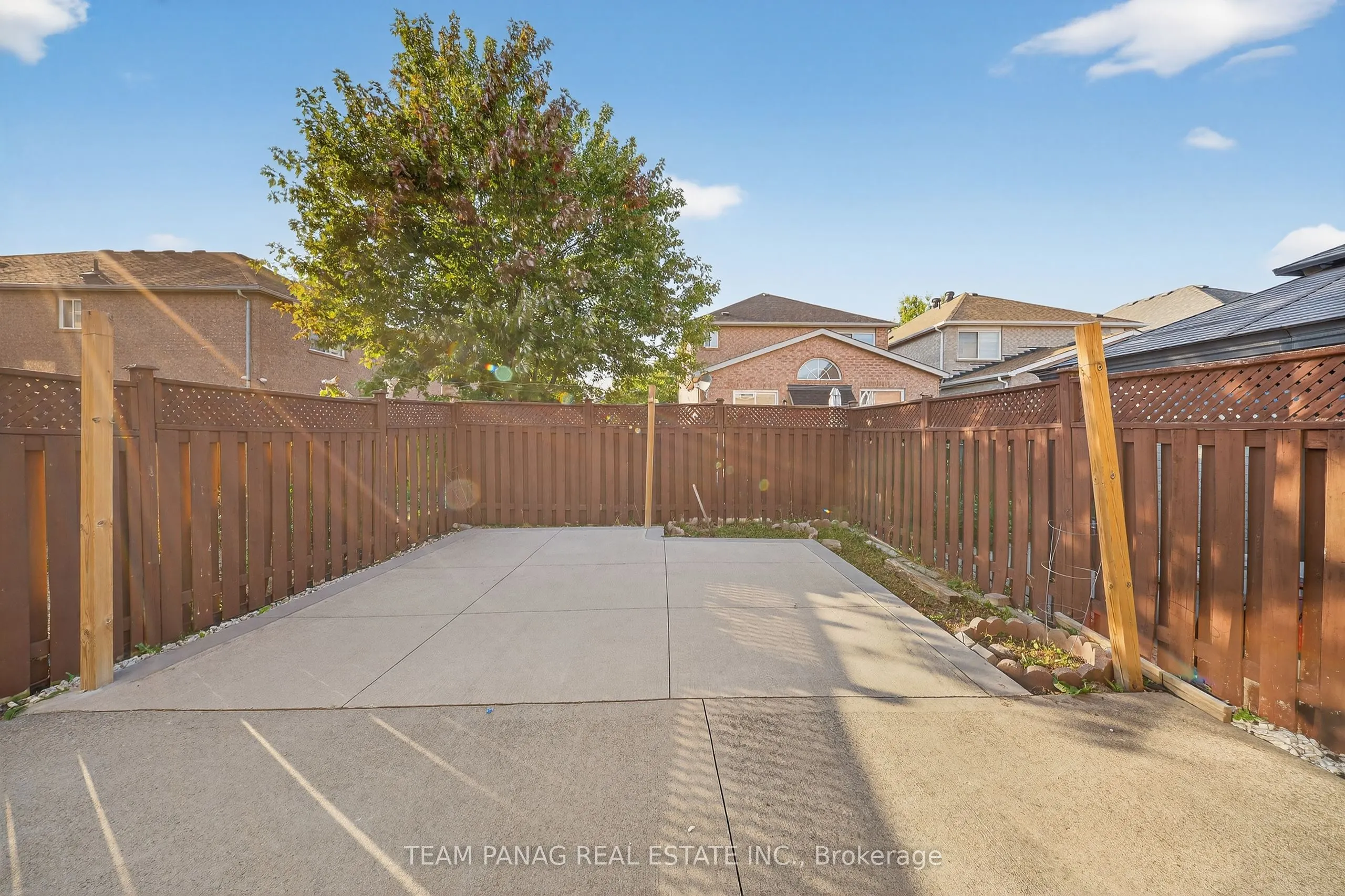 72 Feather Reed Way