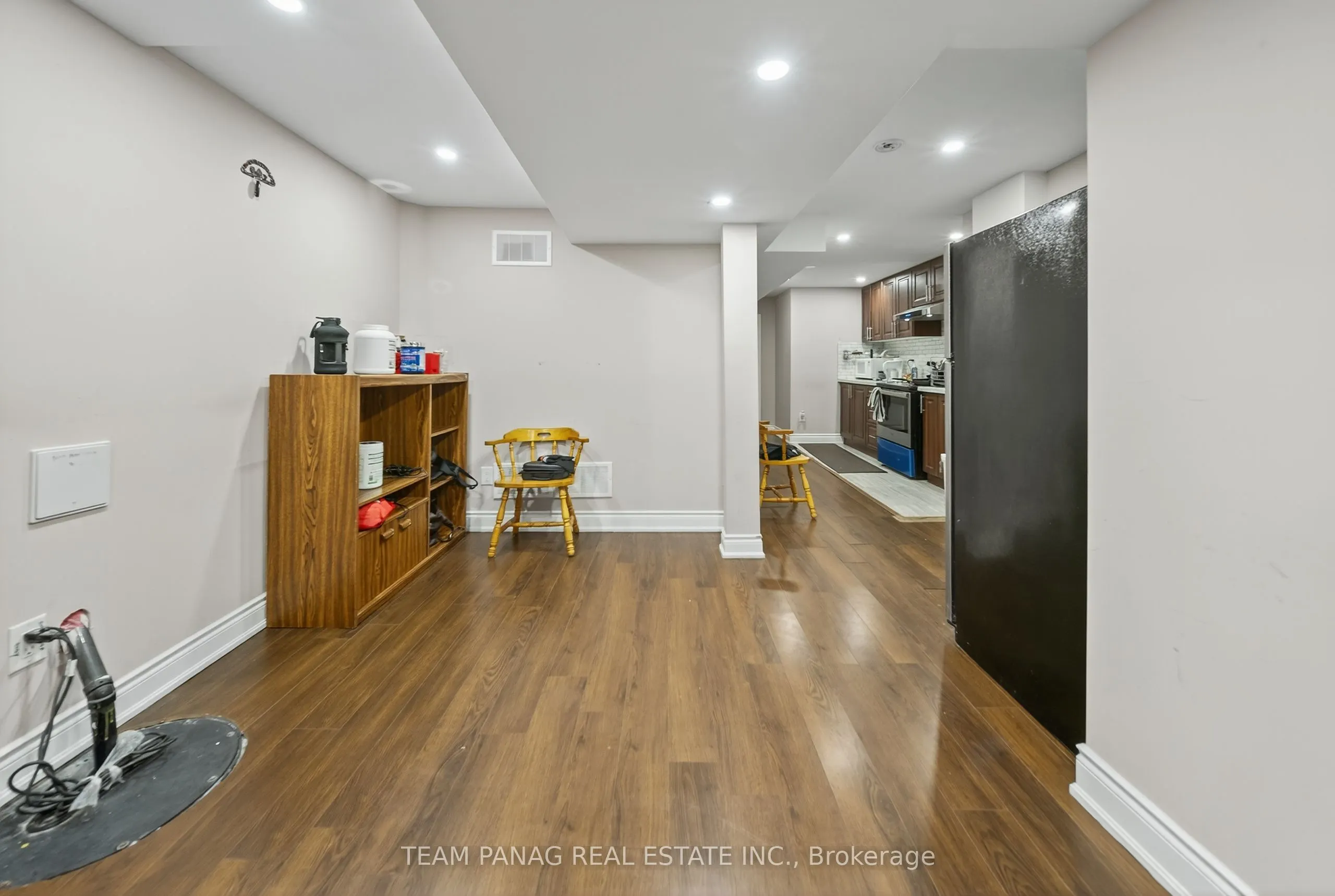 72 Feather Reed Way