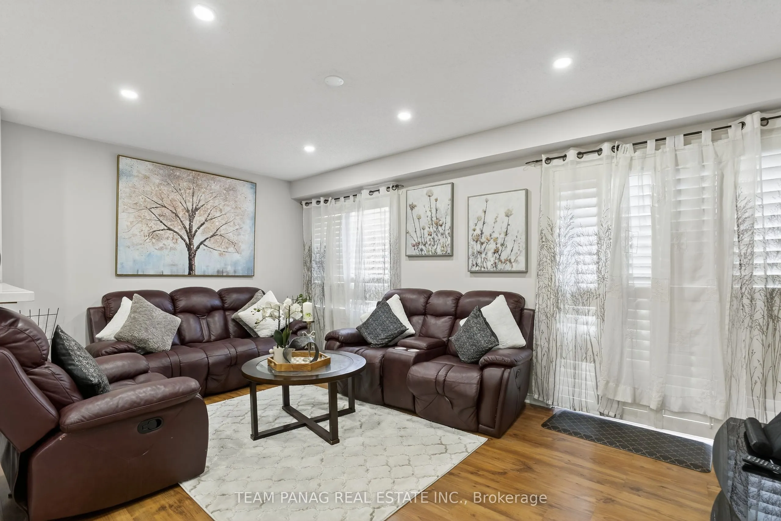 72 Feather Reed Way