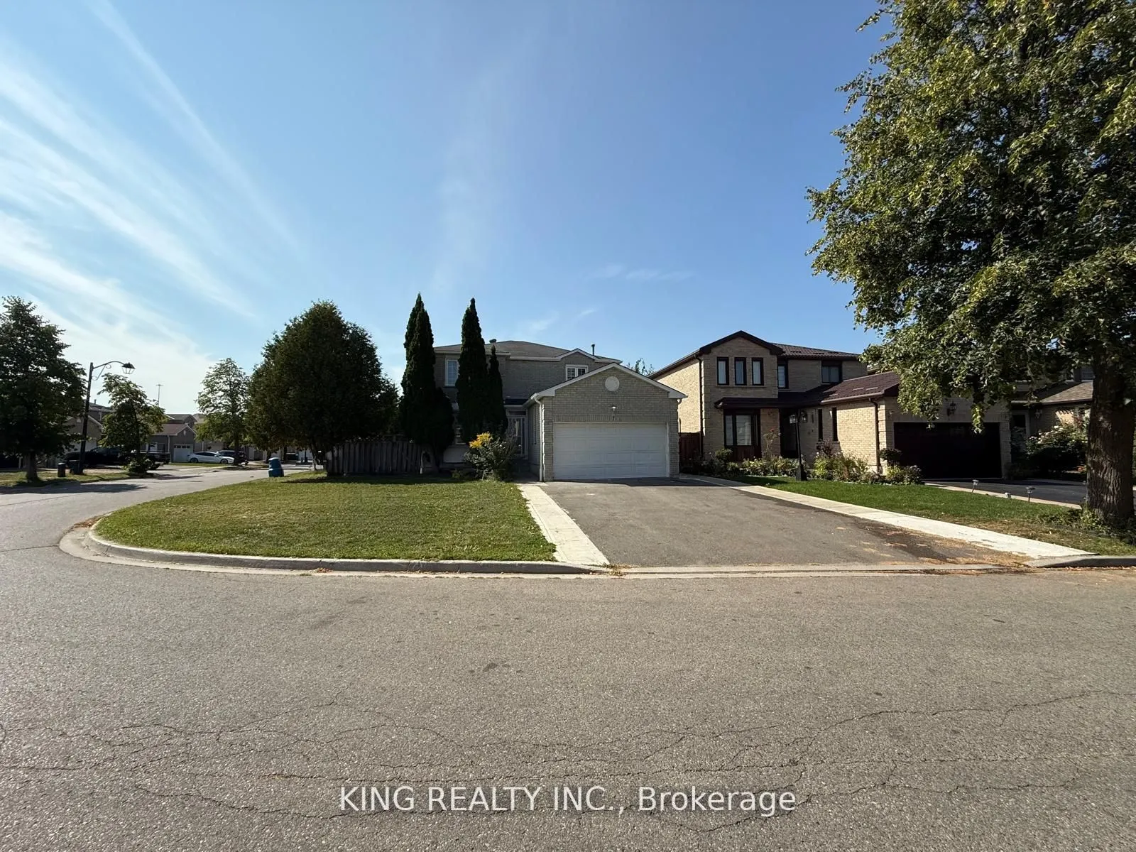 7 Clydesdale Circle