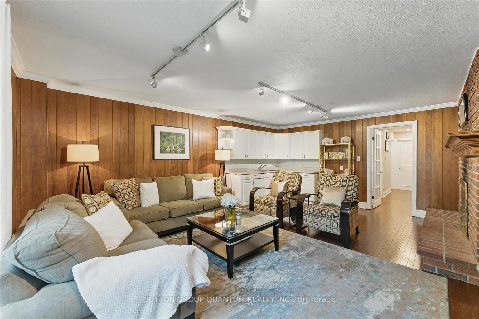 347 Pinetree Way