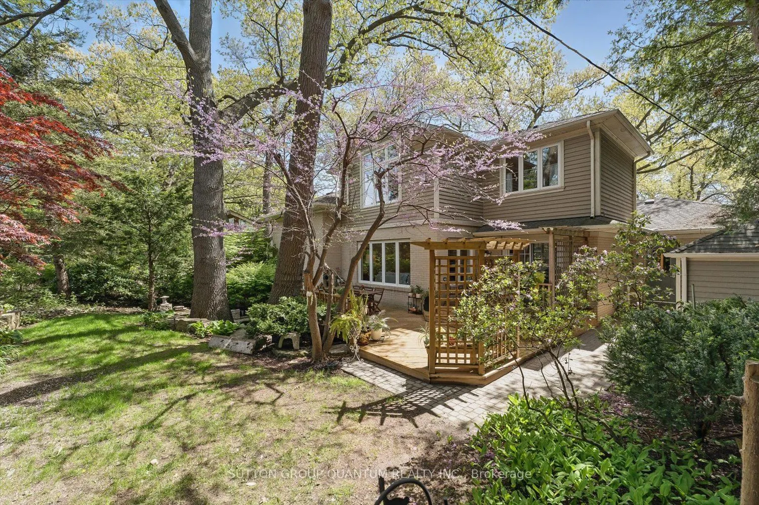 347 Pinetree Way