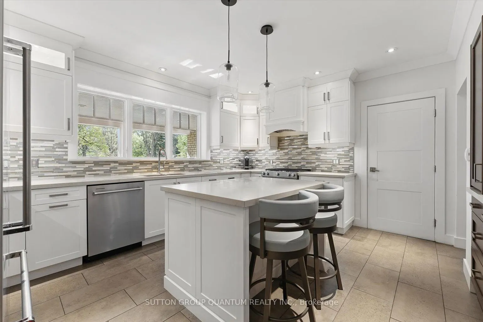 347 Pinetree Way
