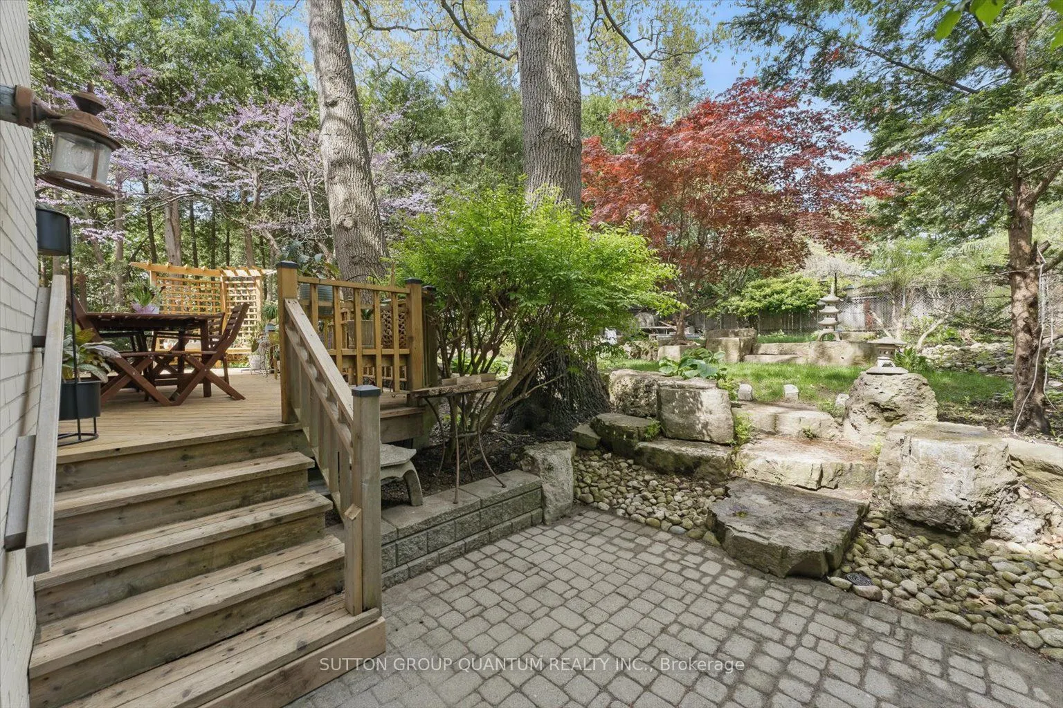 347 Pinetree Way