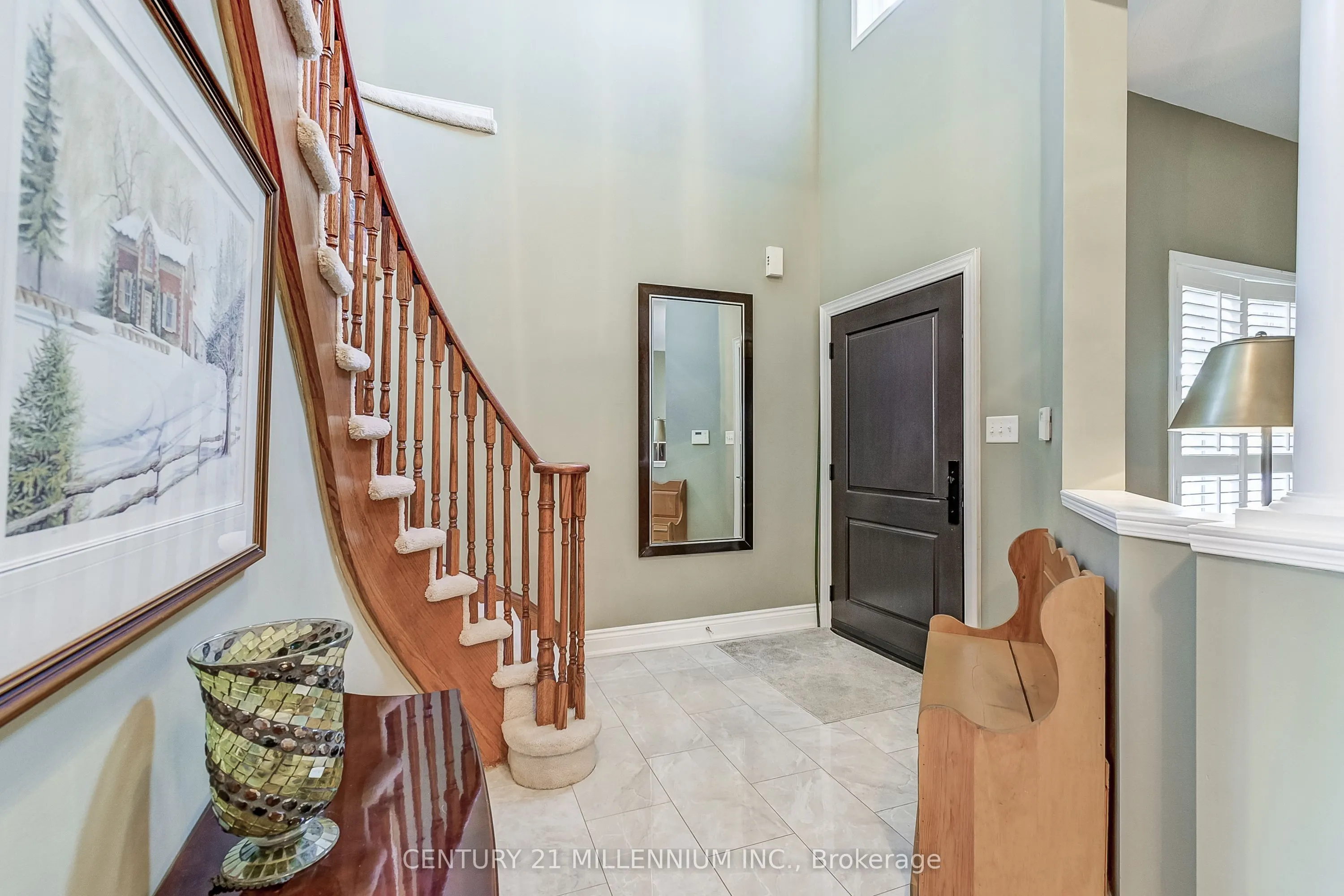 6 Collingwood Avenue