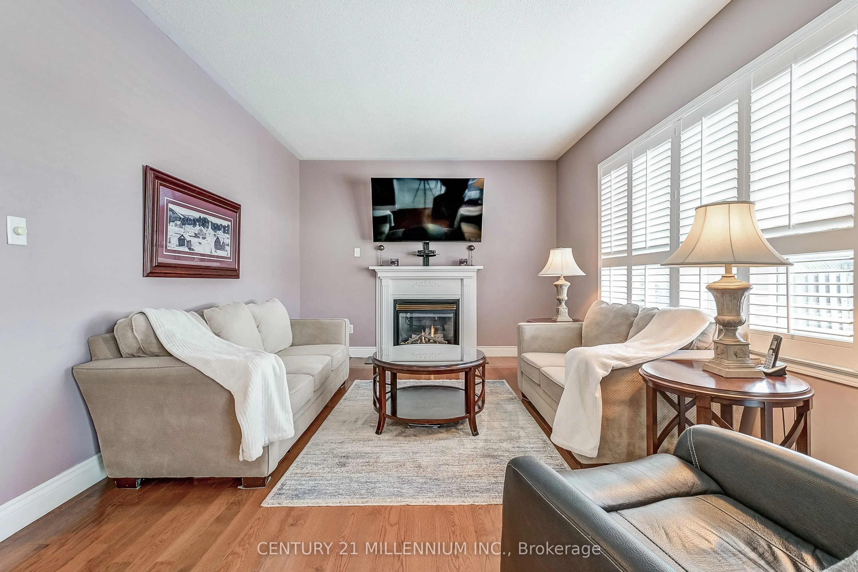 6 Collingwood Avenue