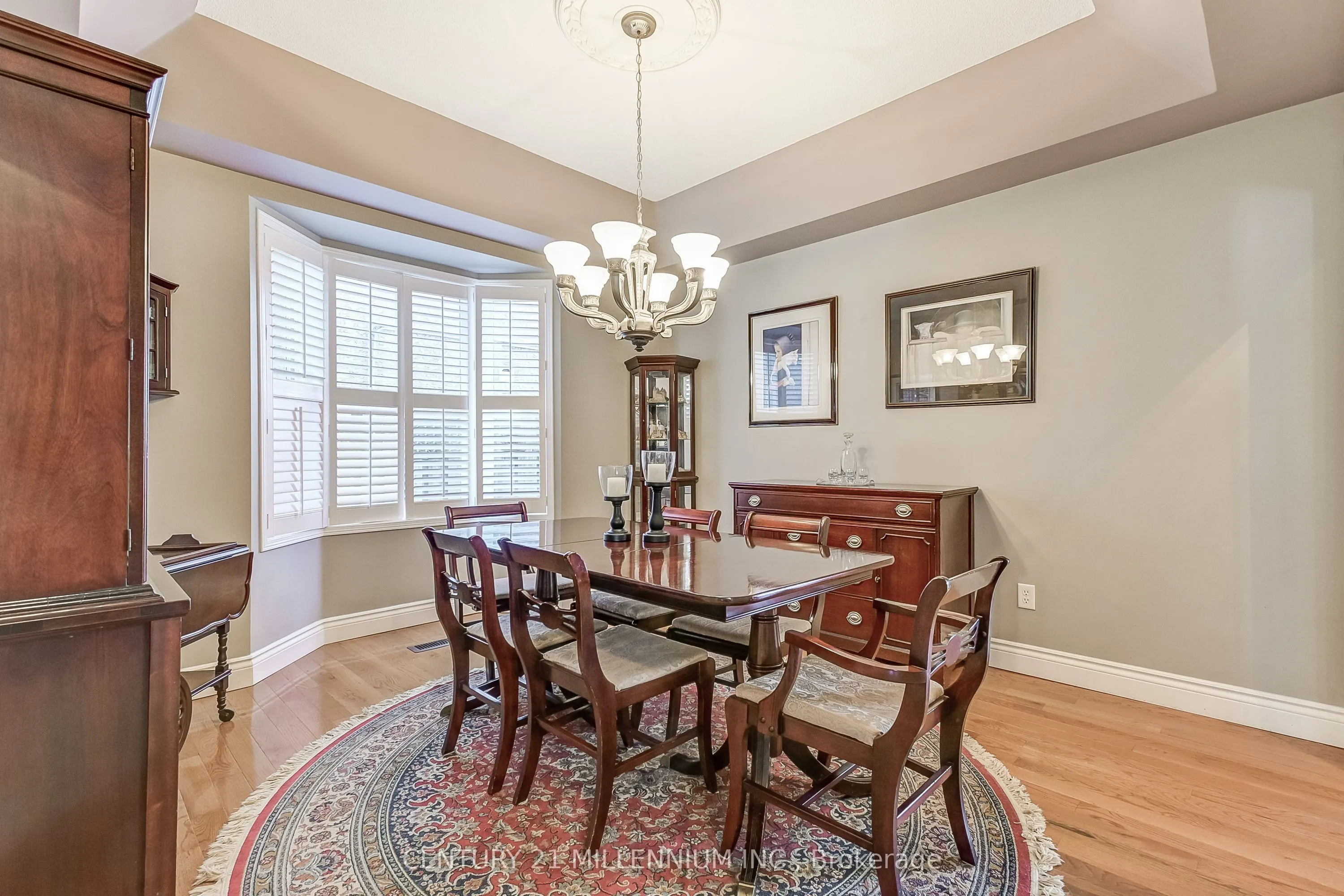6 Collingwood Avenue