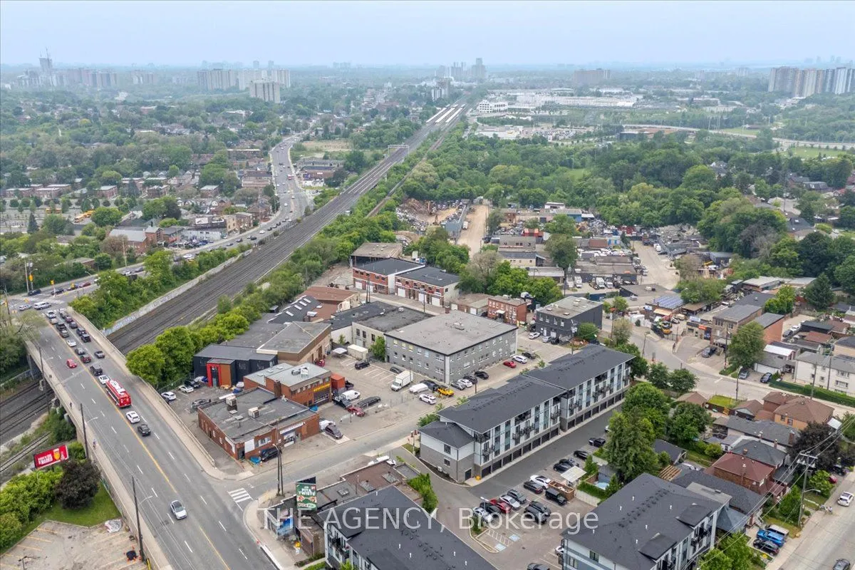7 Forbes Avenue, #201