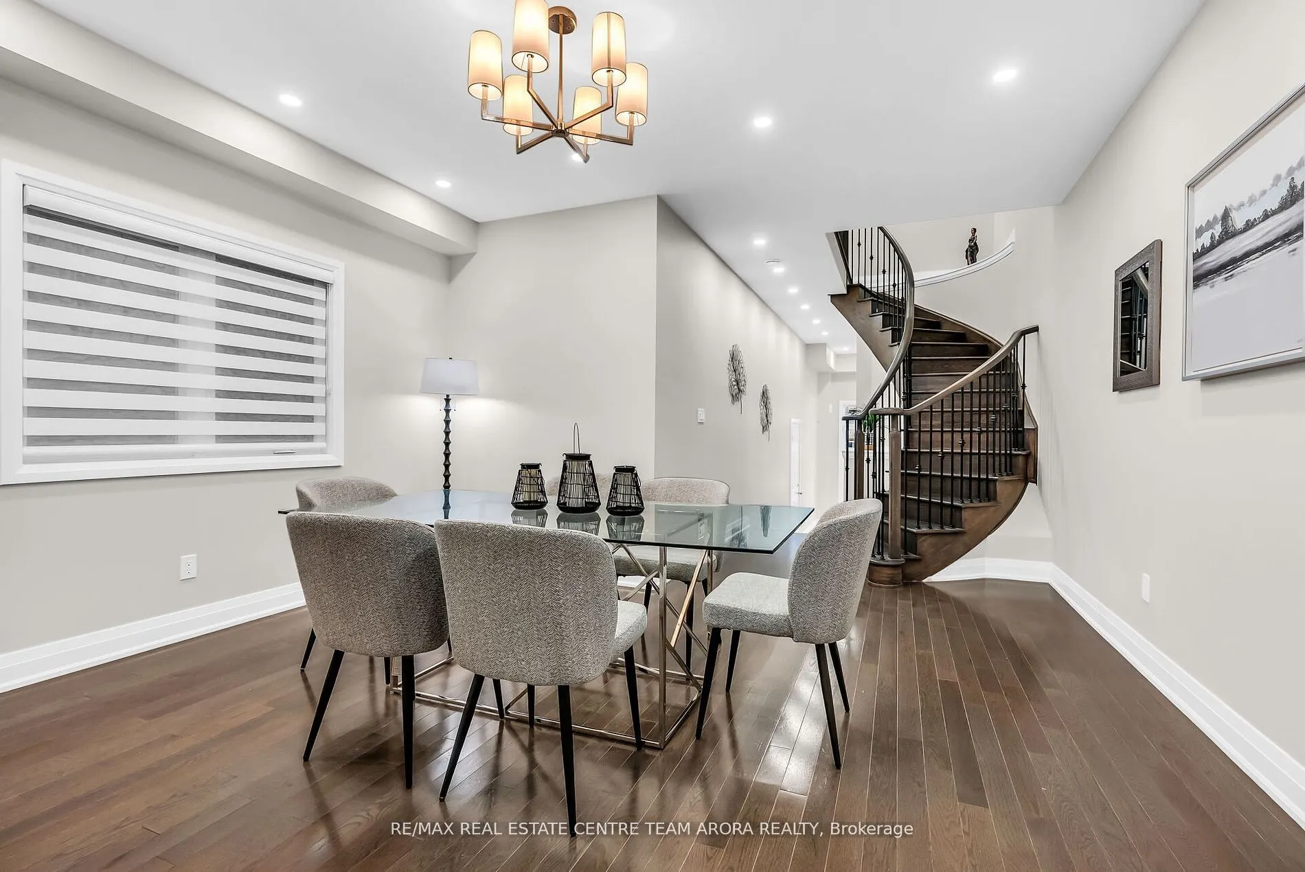 24 Dalbeattie Drive