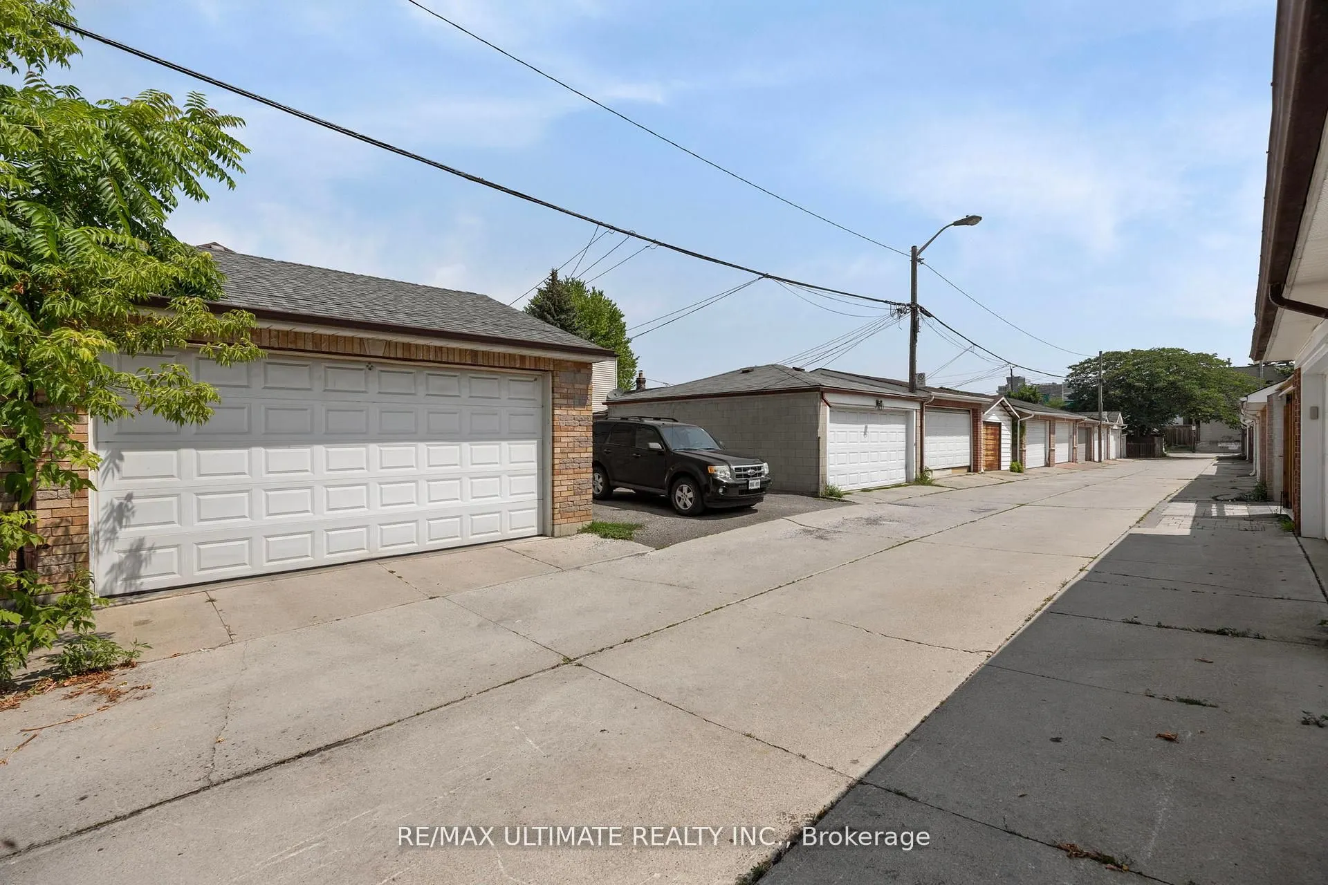 23 Seneca Avenue