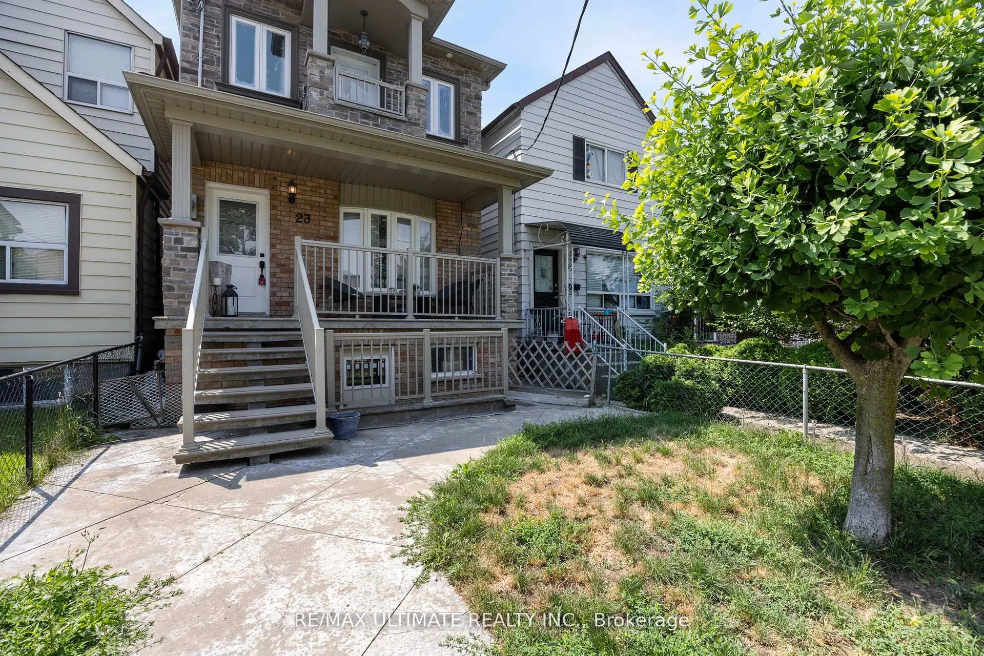 23 Seneca Avenue