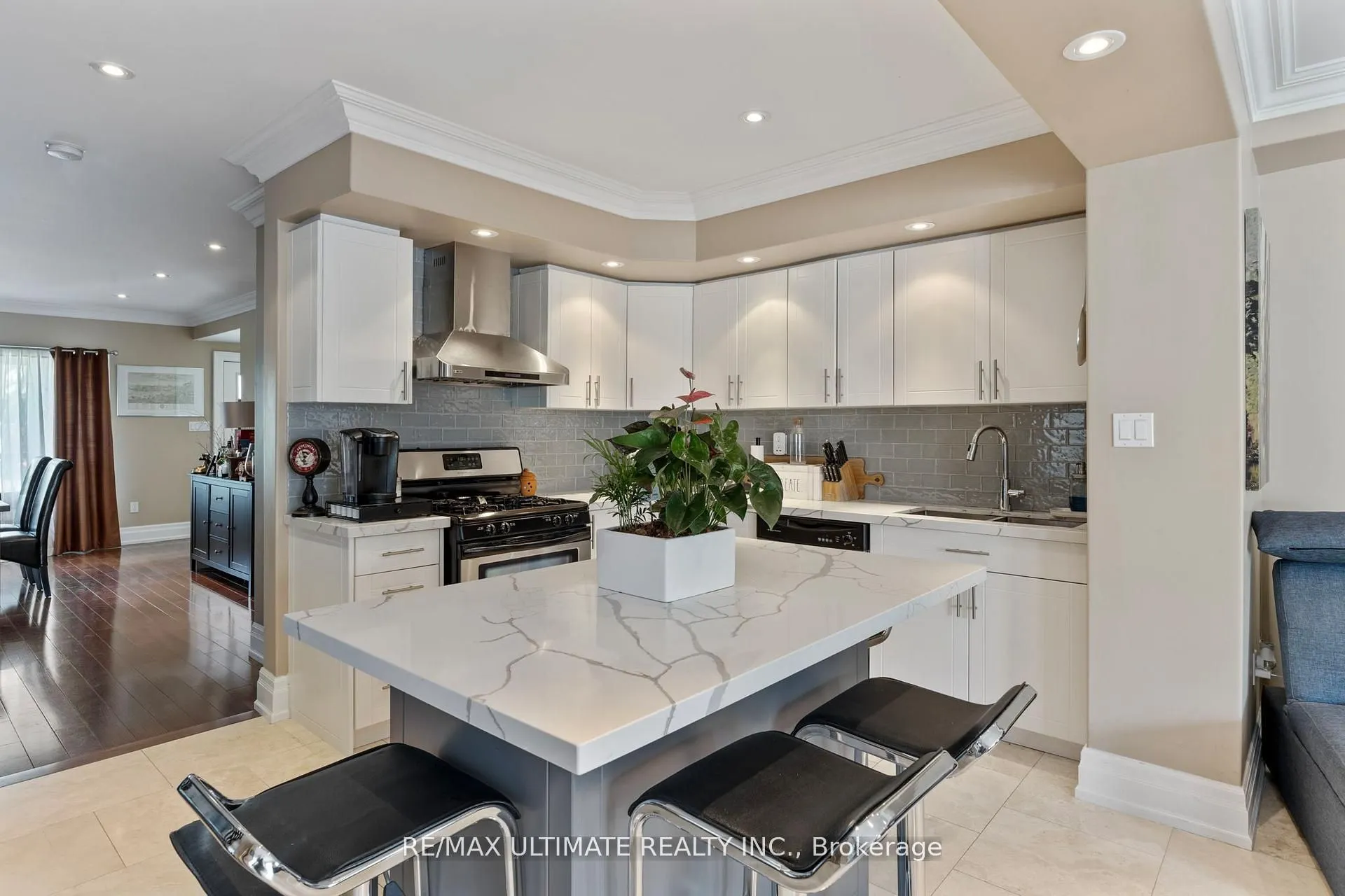 23 Seneca Avenue