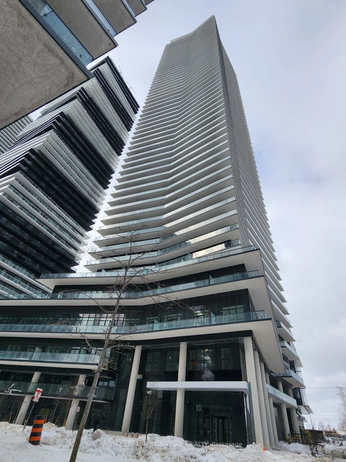 38 Annie Craig Drive, #1410