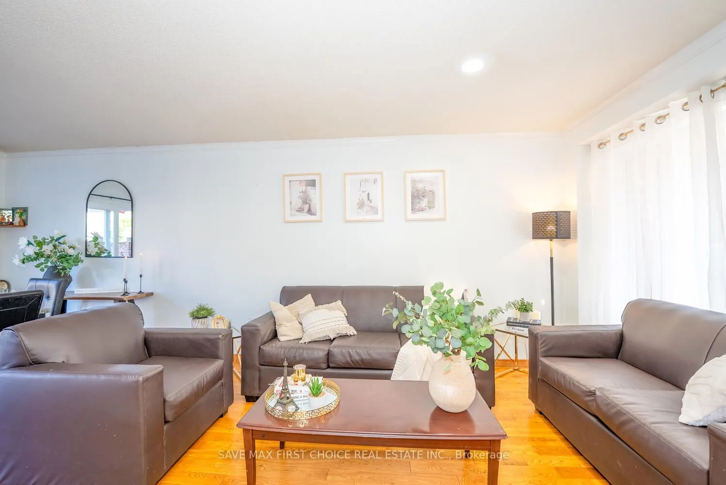 3389 Scotch Pine Gate