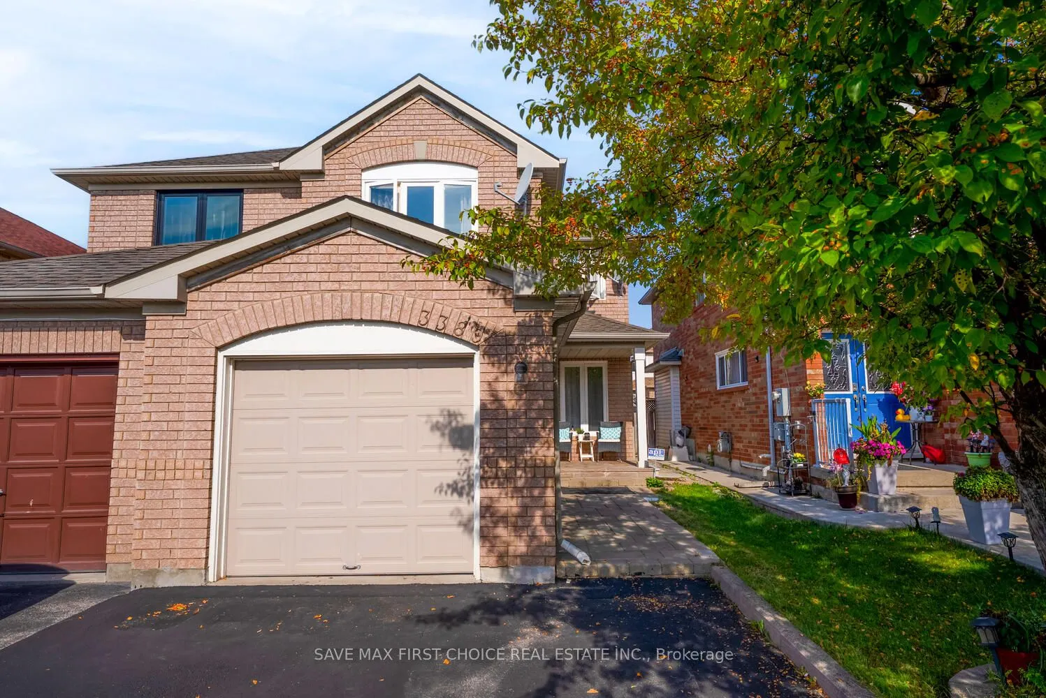 3389 Scotch Pine Gate