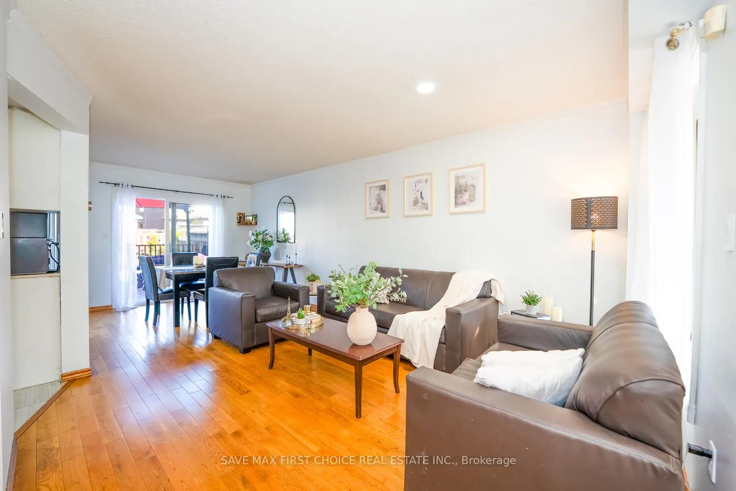 3389 Scotch Pine Gate
