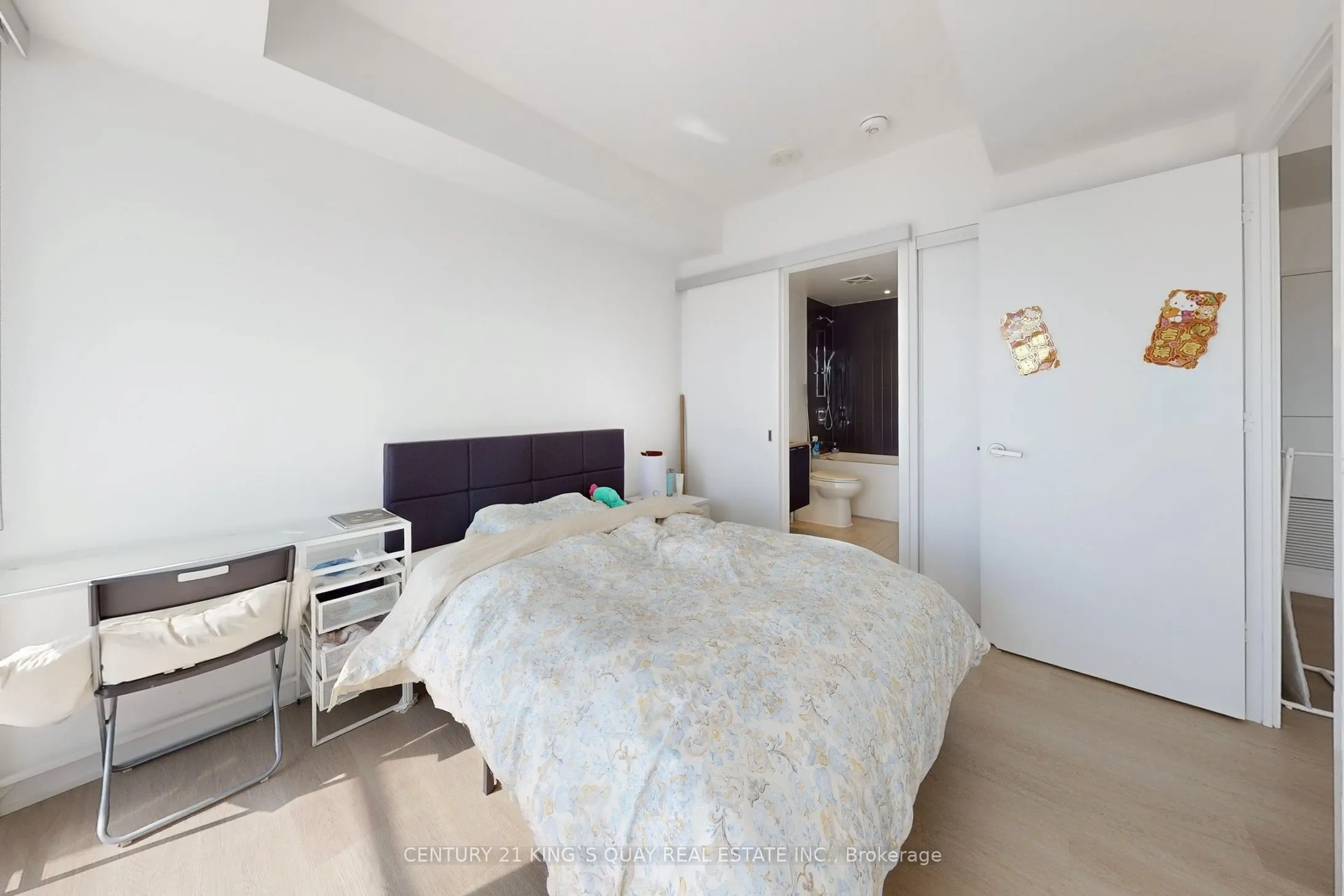 3883 Quartz Road, #806