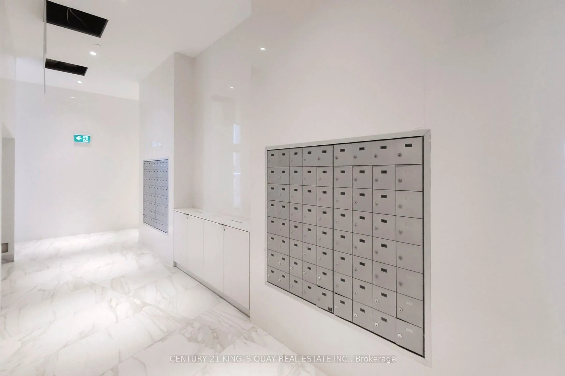 3883 Quartz Road, #806