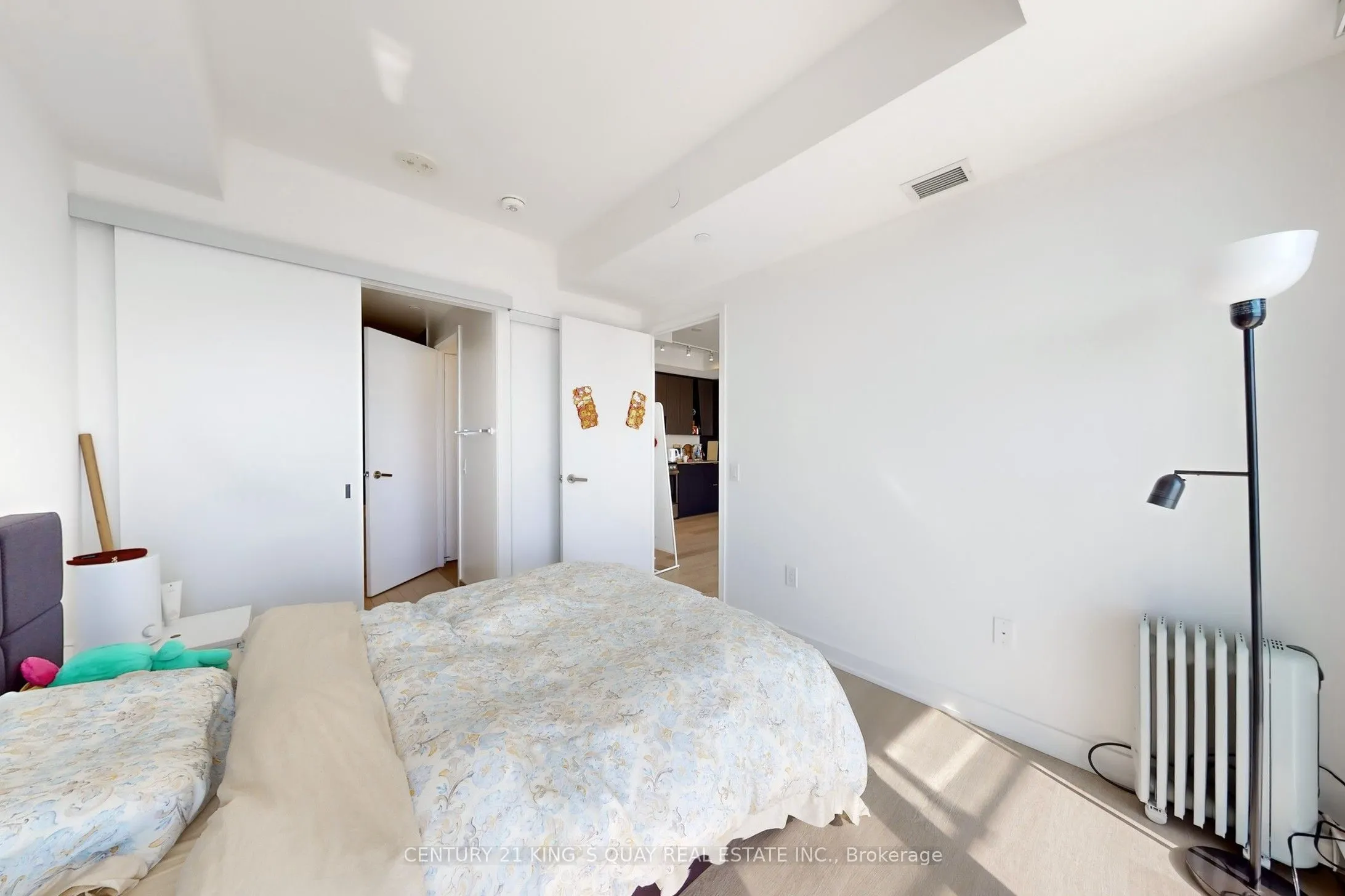 3883 Quartz Road, #806