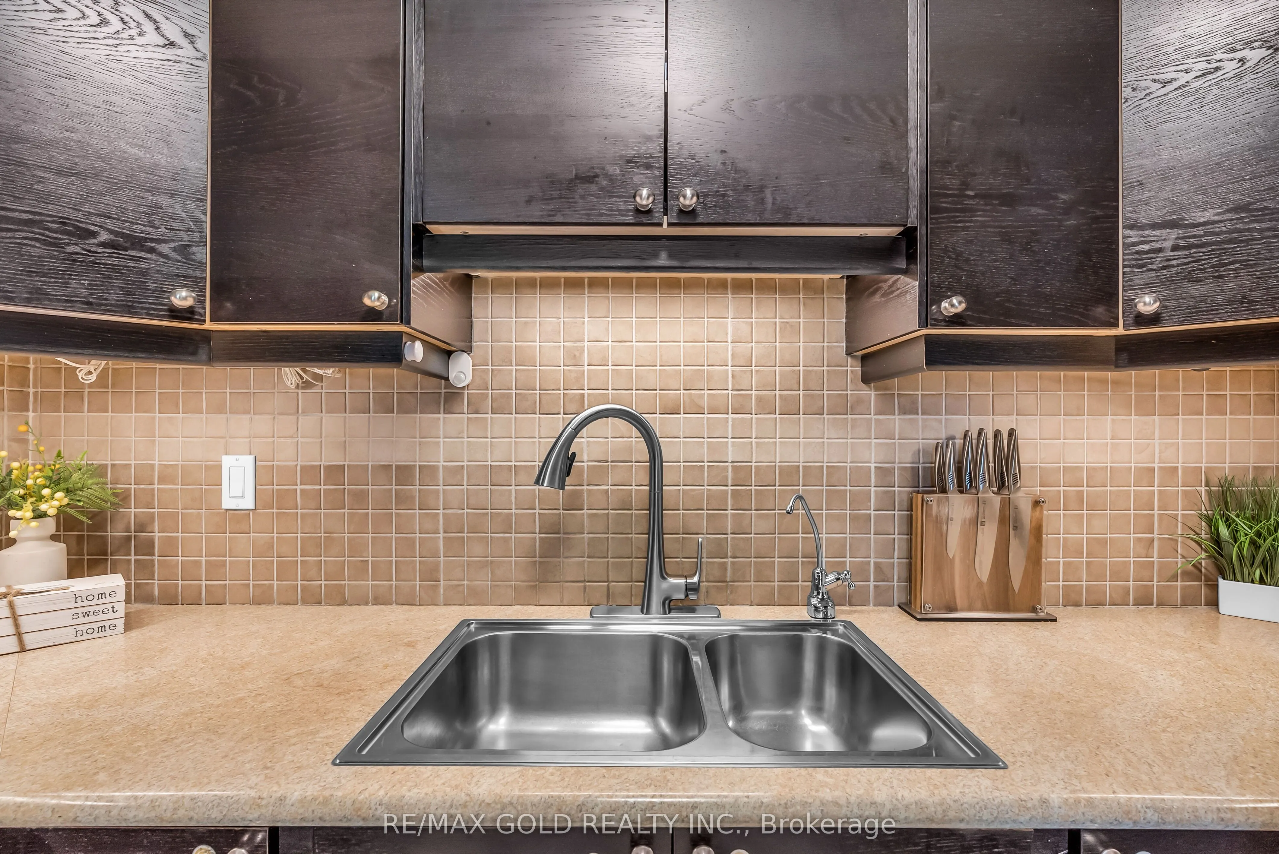 3065 Lenester Drive, #7