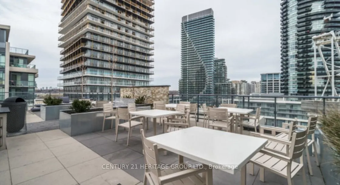 59 ANNIE CRAIG Drive, #1207