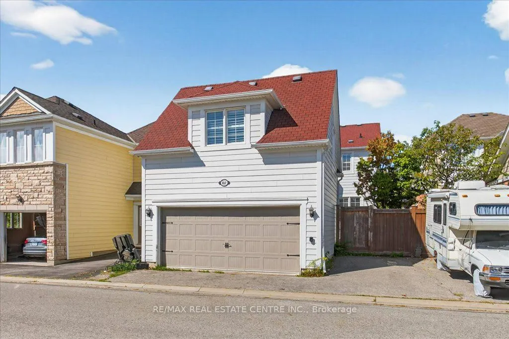 852 Bessy Trail