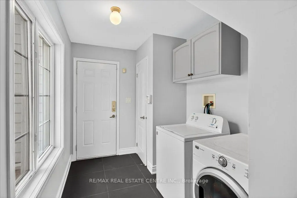 852 Bessy Trail