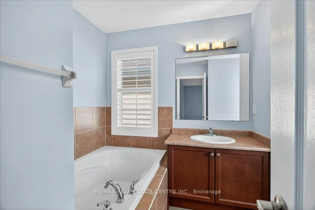 852 Bessy Trail