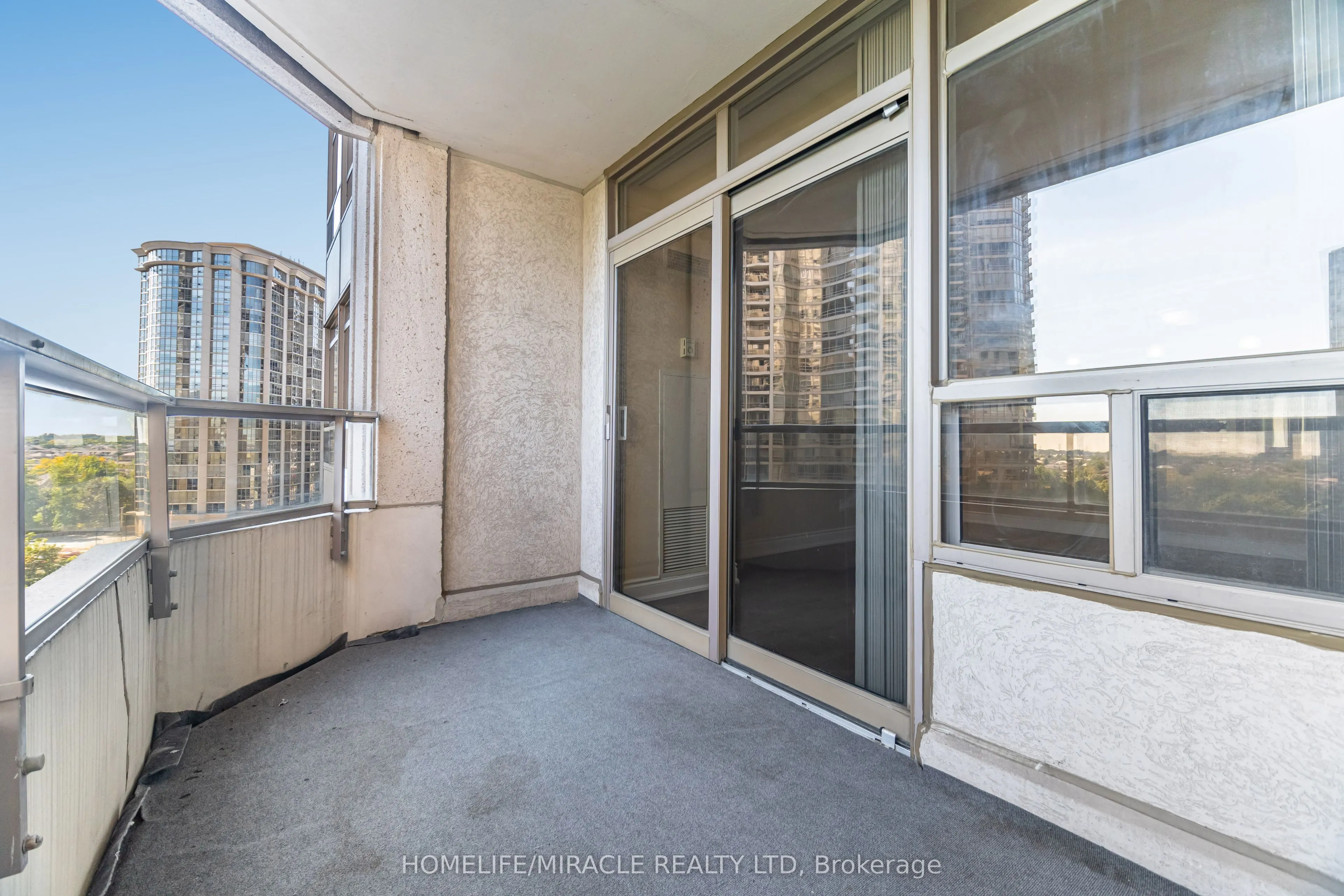 35 kingsbridge Garden Circle, #803