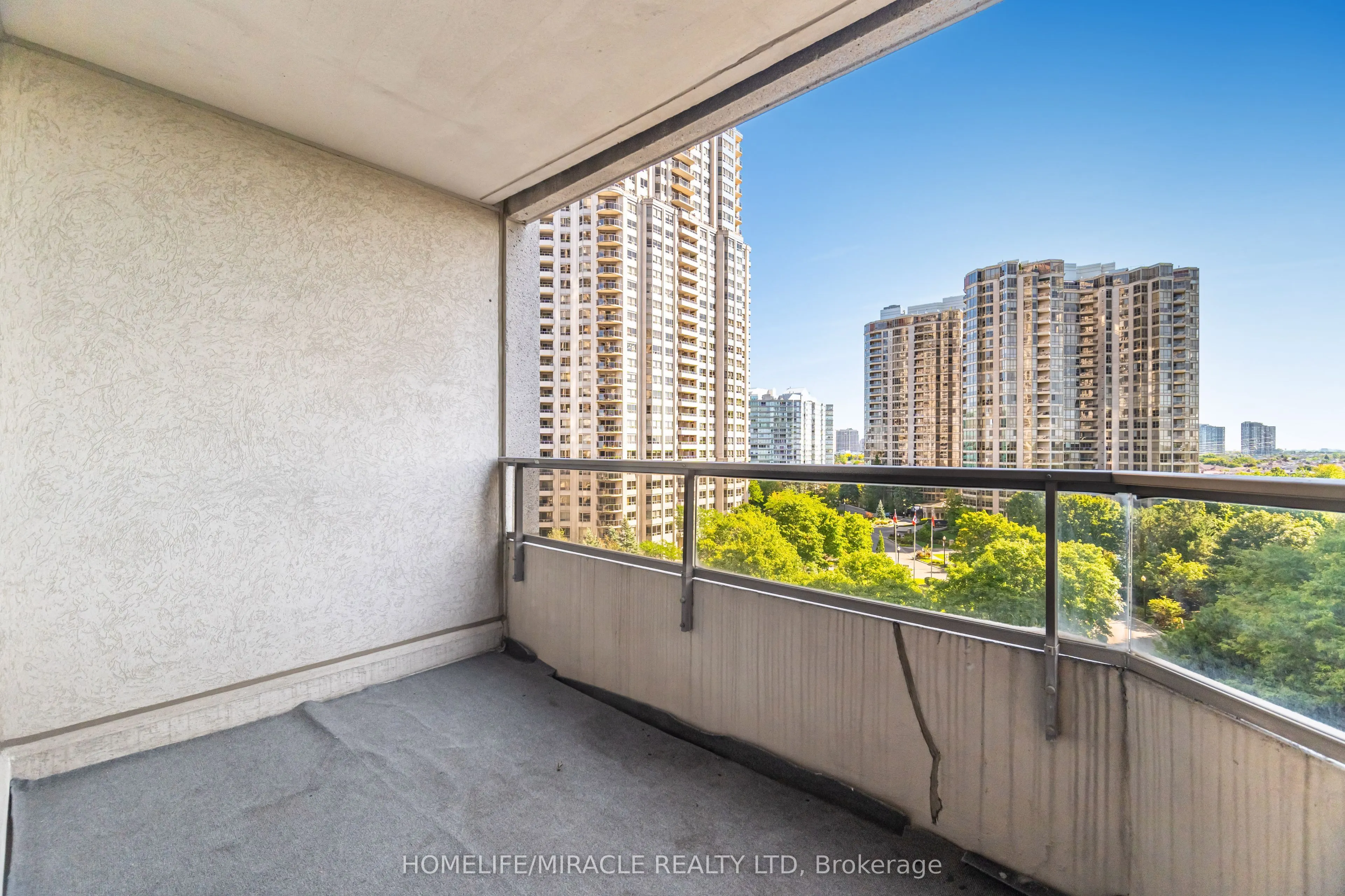 35 kingsbridge Garden Circle, #803
