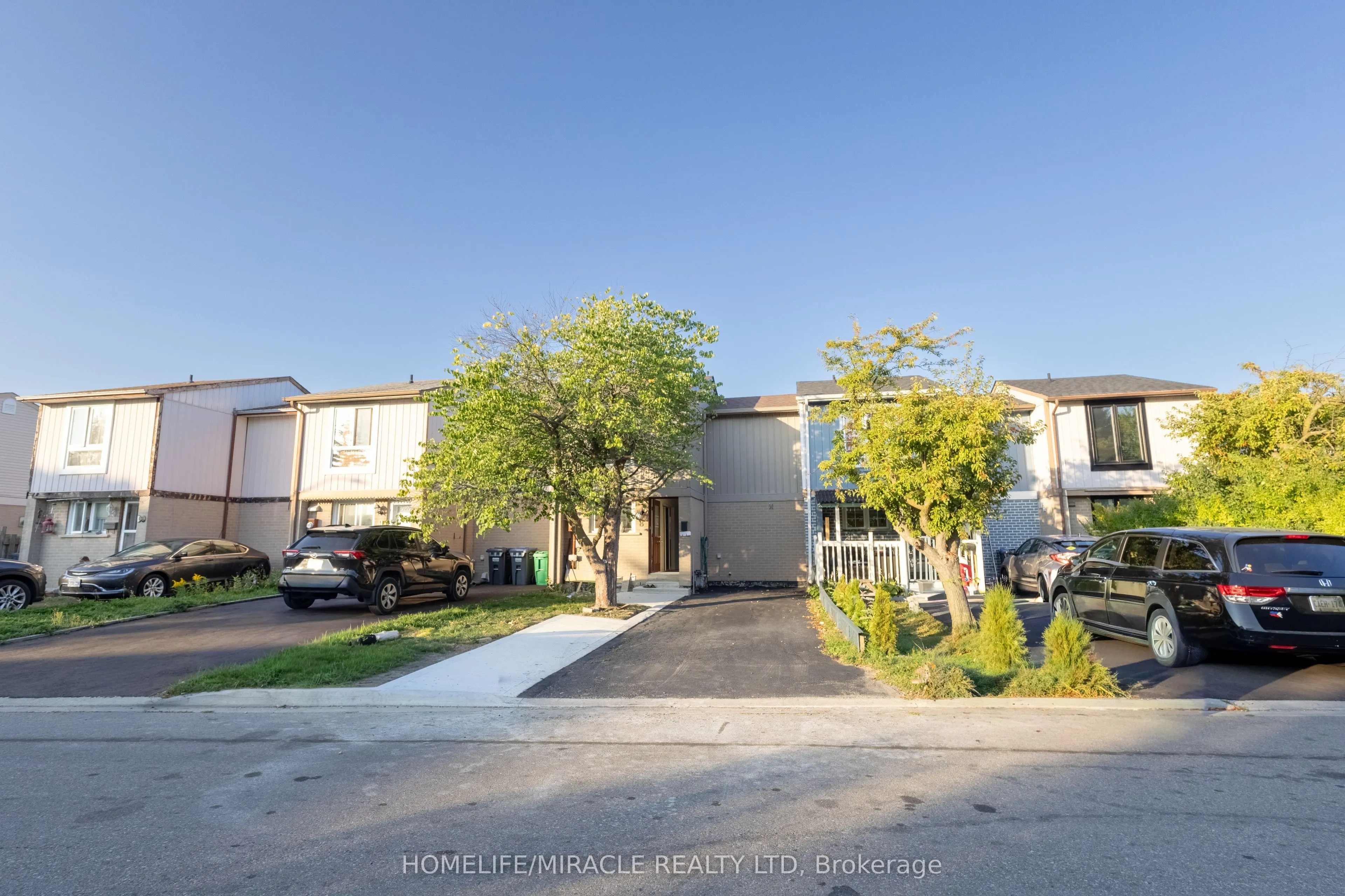 8 Grand Valley Drive