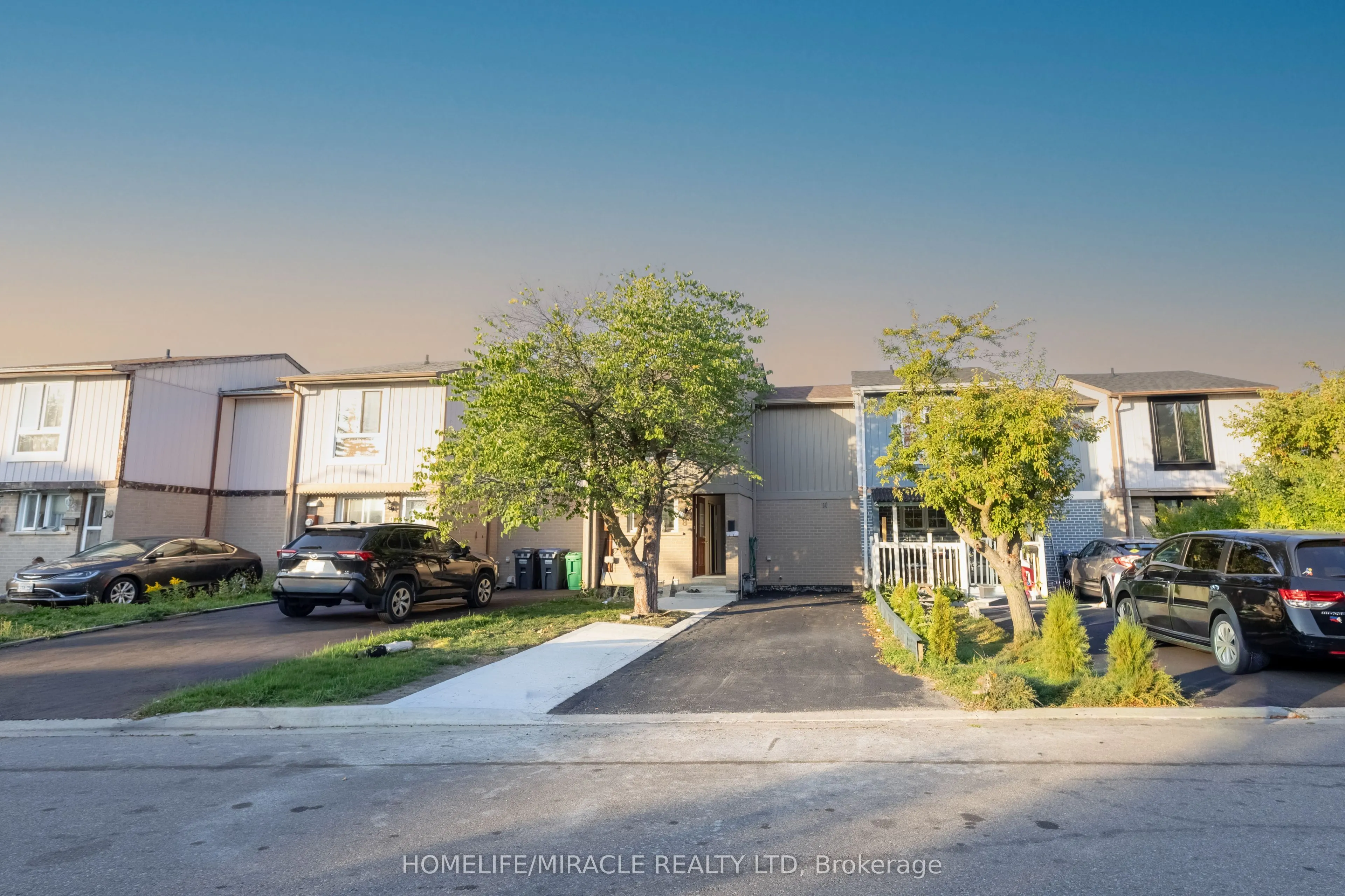 8 Grand Valley Drive