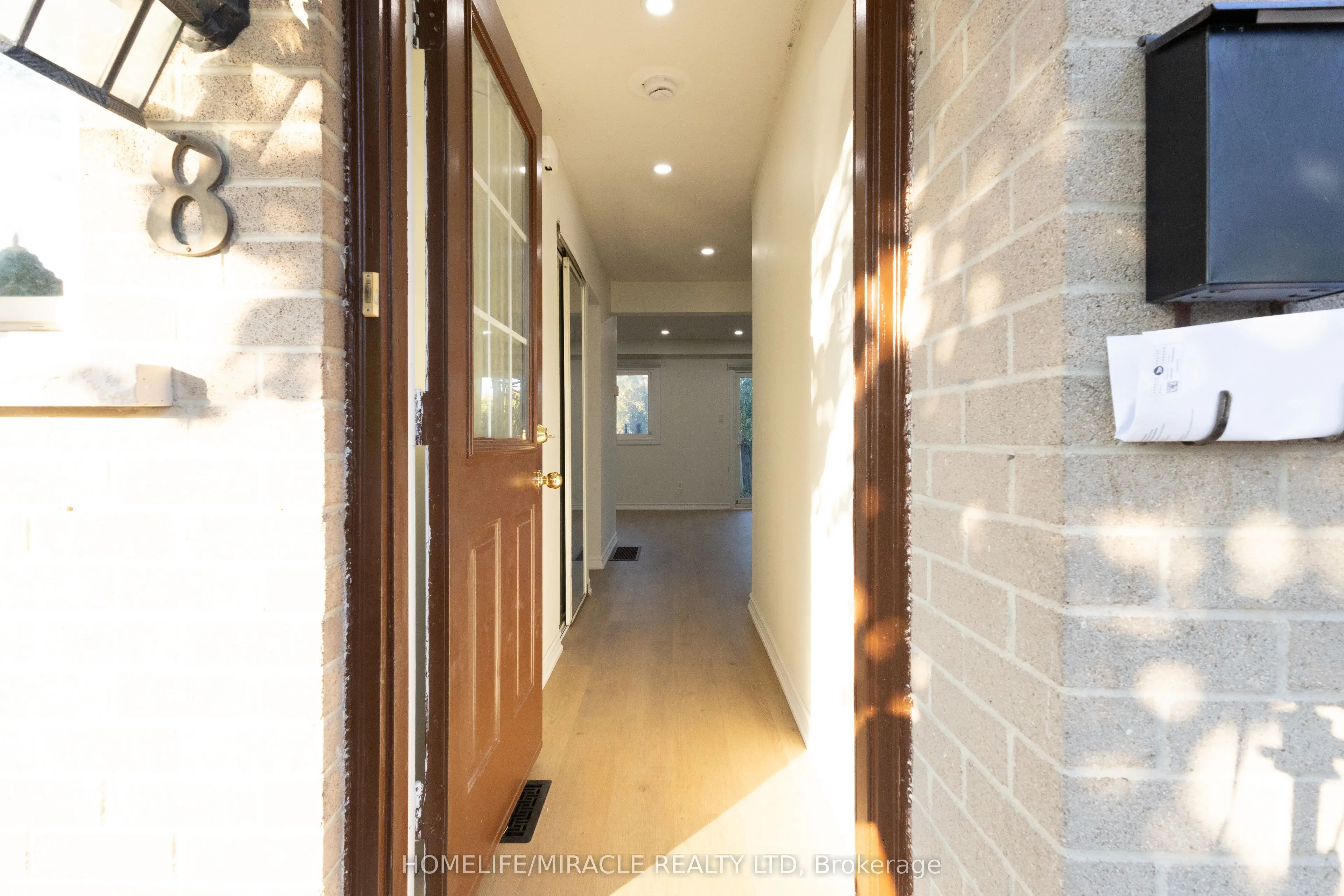 8 Grand Valley Drive