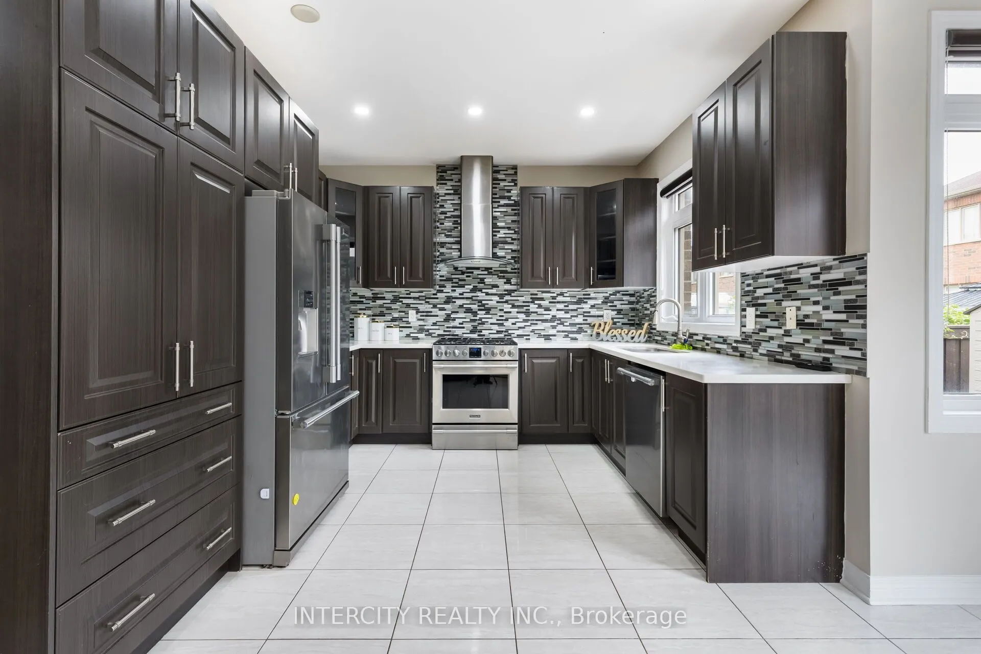 20 Russell Creek Drive