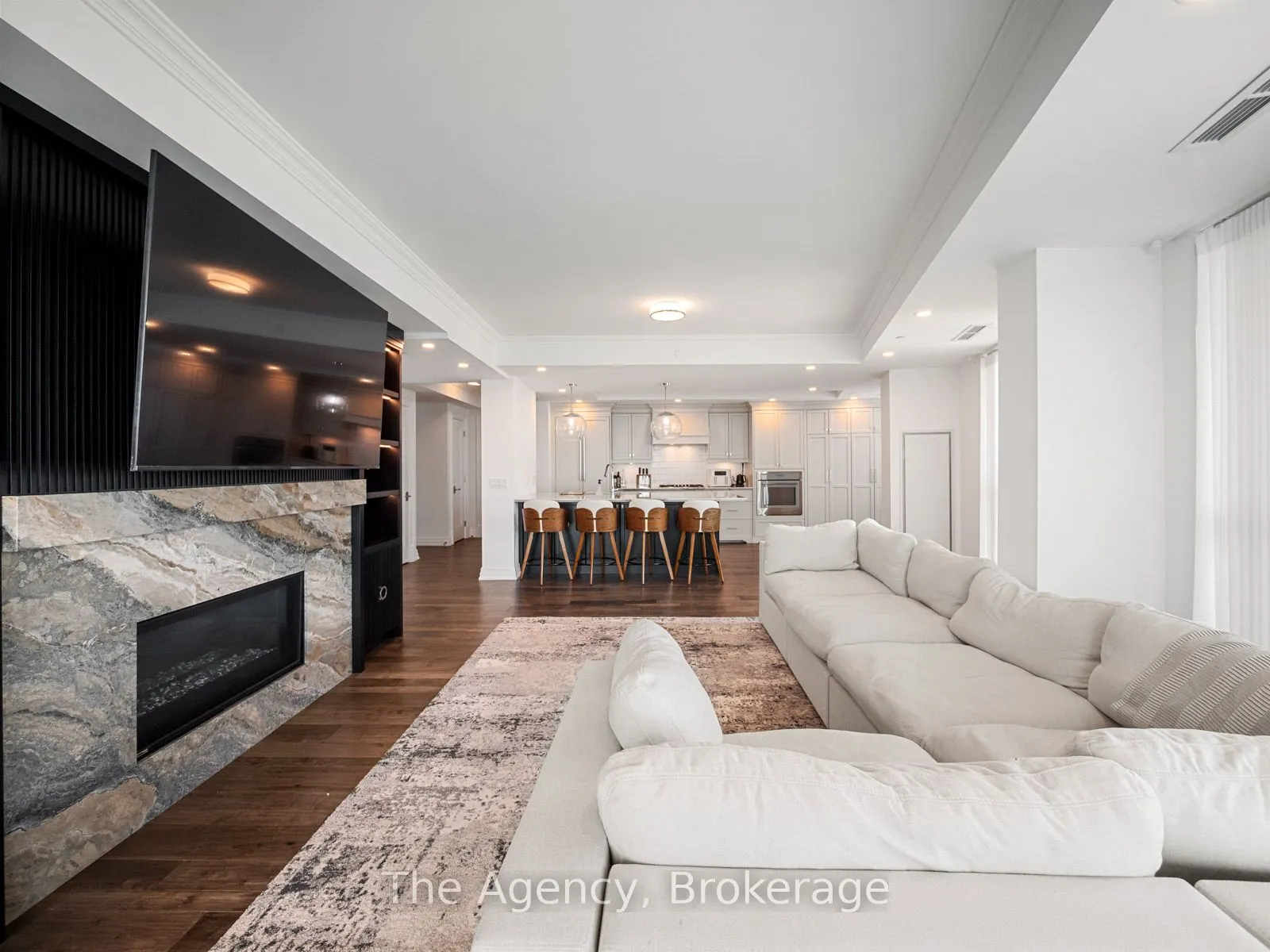 2060 LAKESHORE Road, #1504
