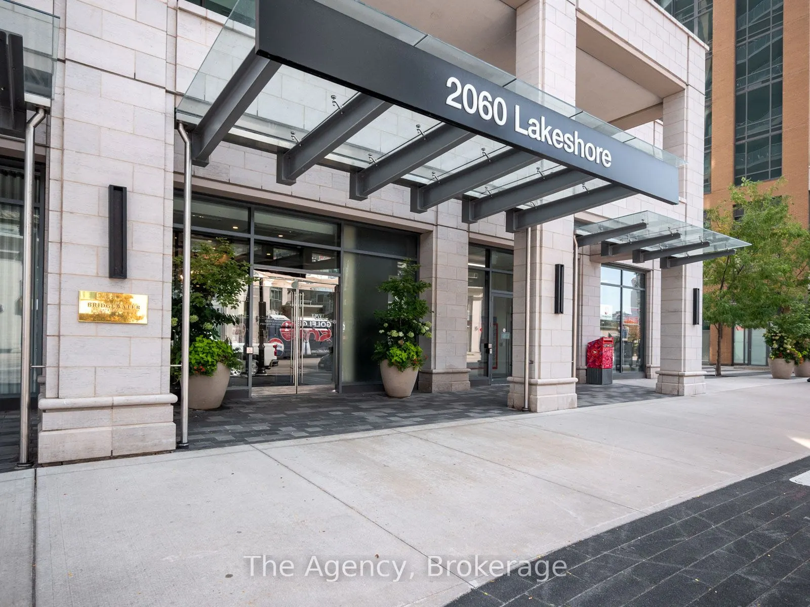 2060 LAKESHORE Road, #1504