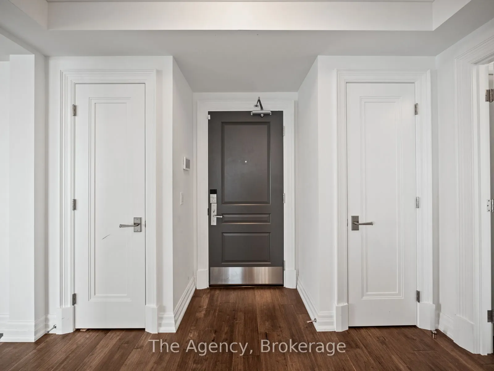 2060 LAKESHORE Road, #1504