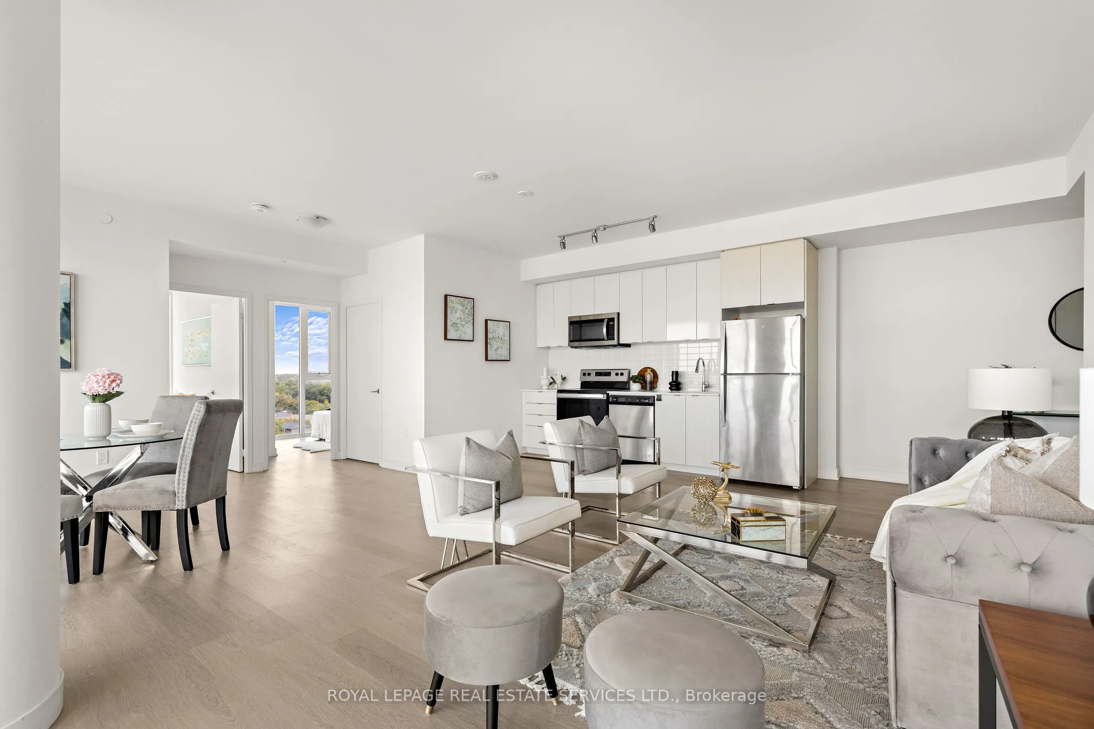 859 The Queensway, #1006
