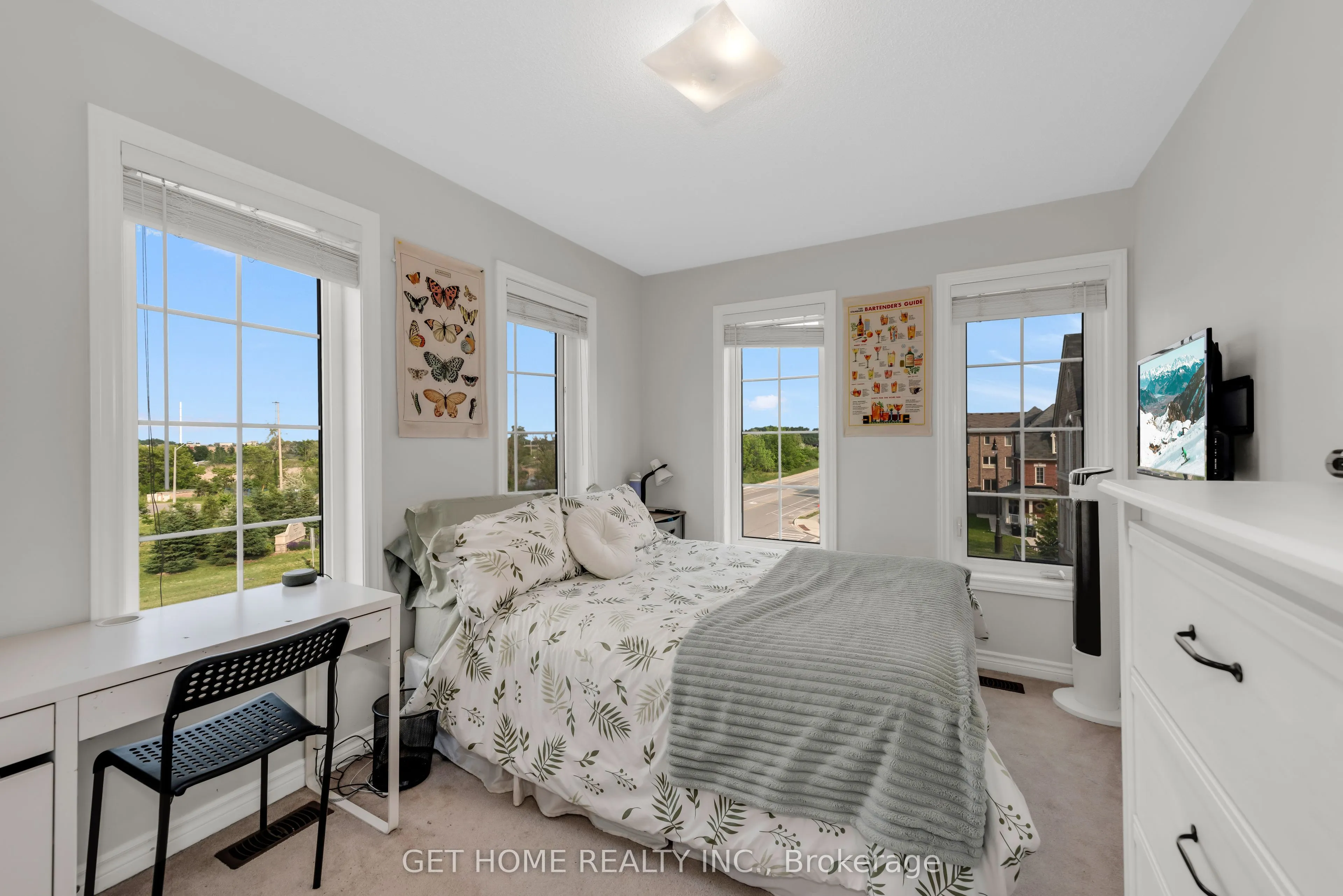 21 Rabbit Run Way
