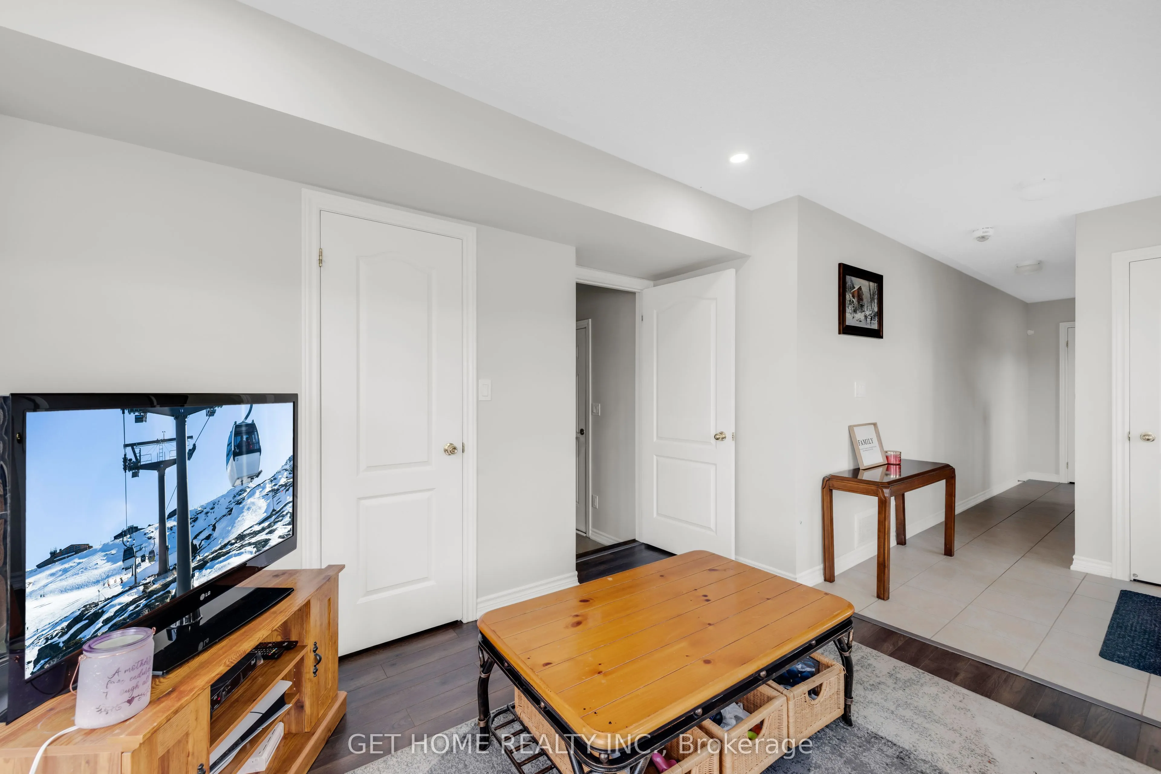 21 Rabbit Run Way