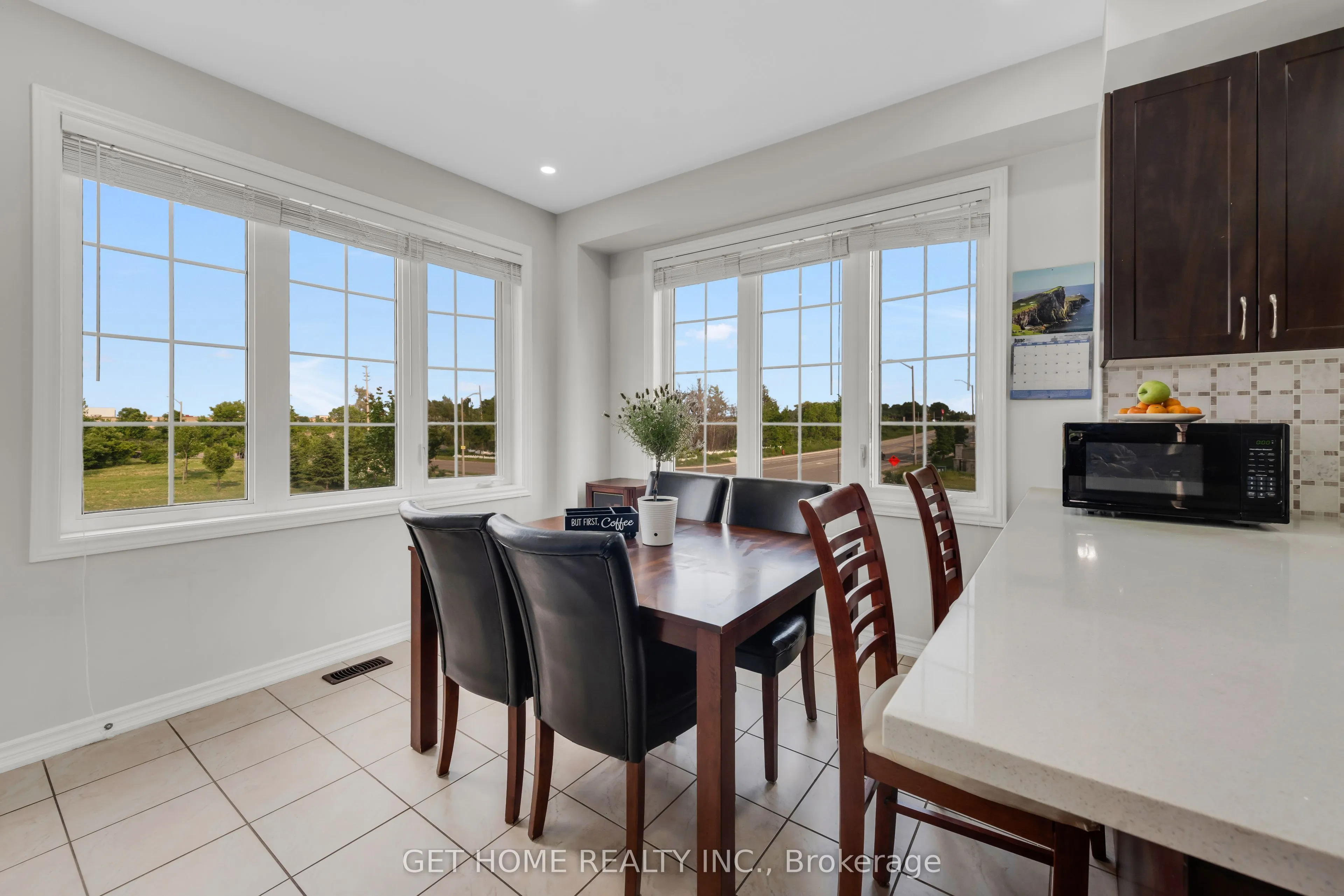 21 Rabbit Run Way